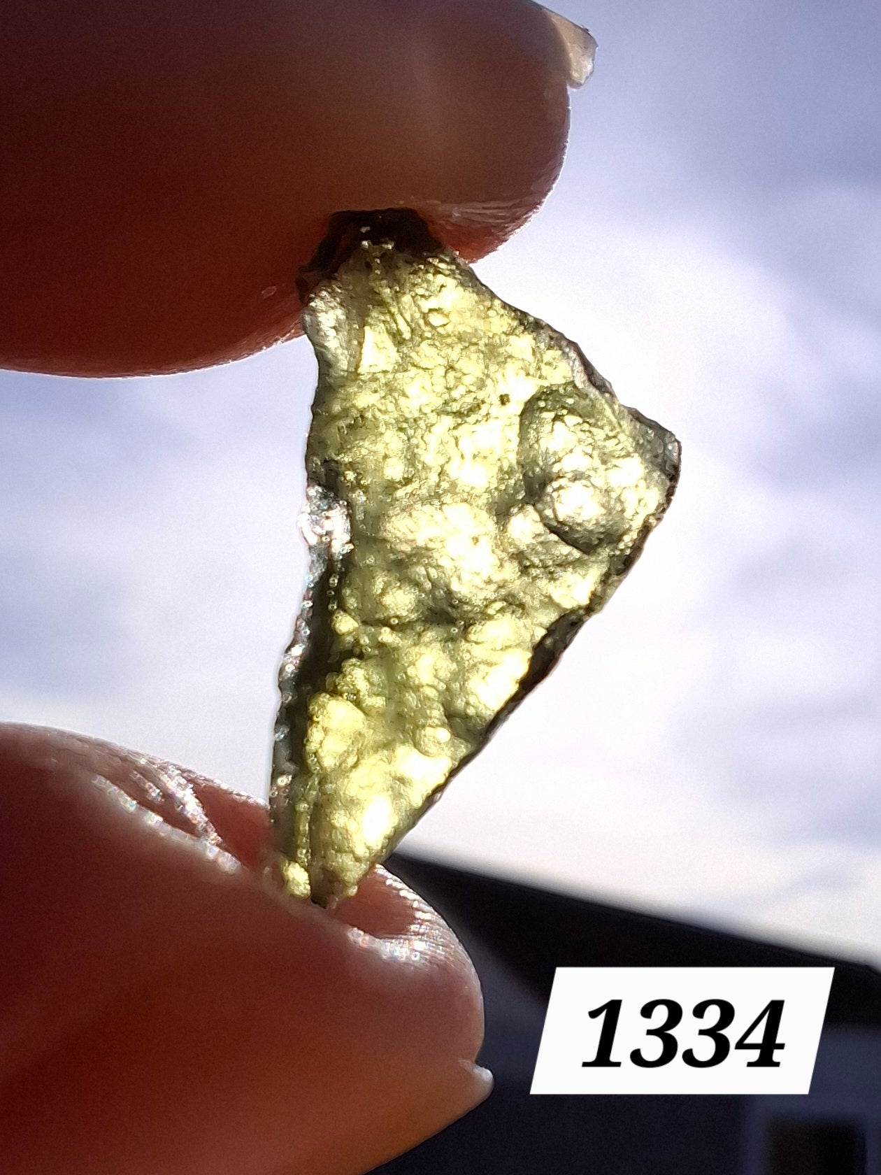 Moldavite Piece, 0.73g, Tektite (Ref: 1334)