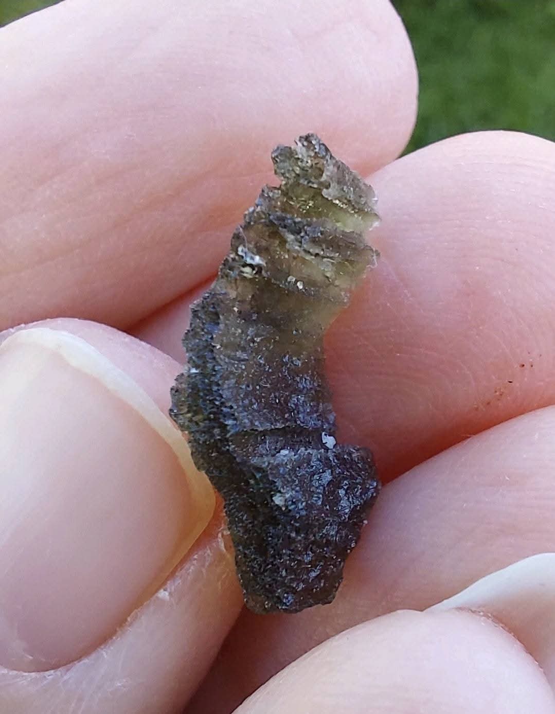 Moldavite Piece, 0.90g, Tektite (Ref: 918)