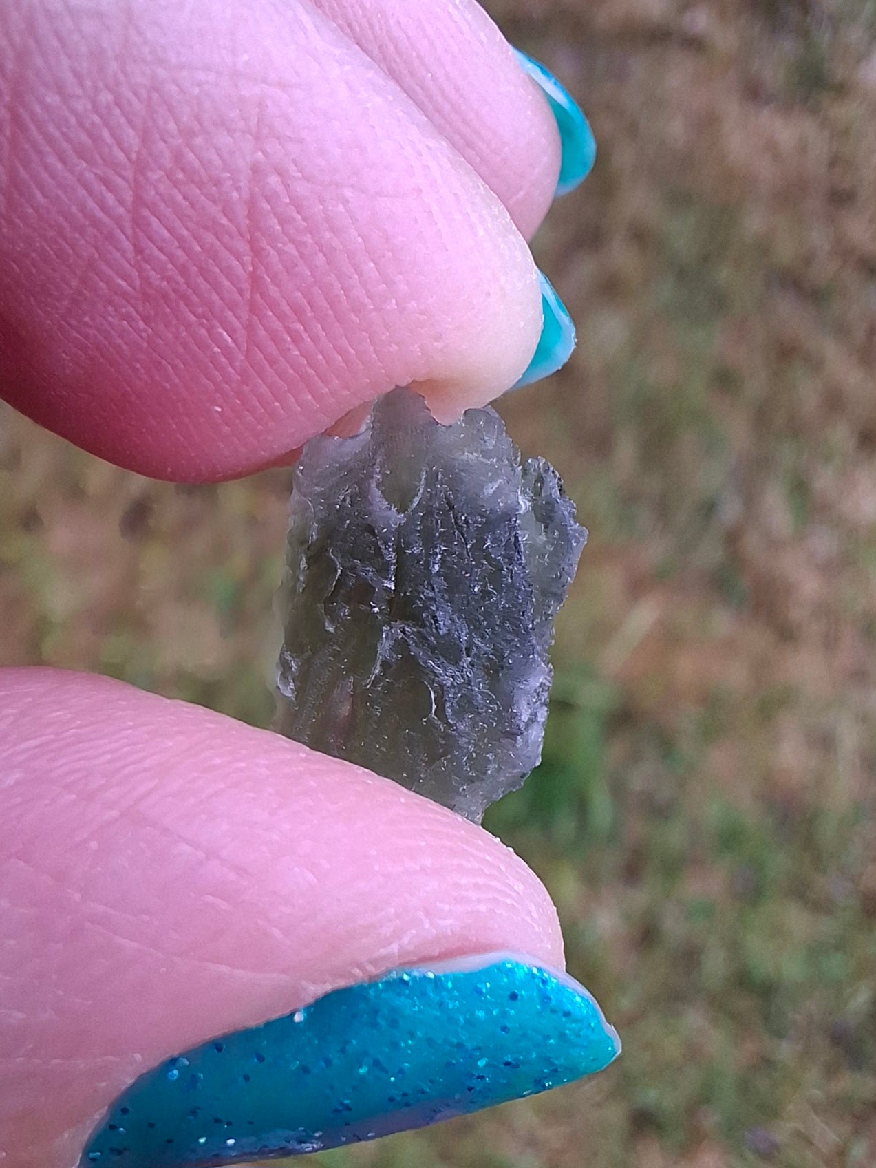 Moldavite Piece, 0.74g, Tektite (Ref: 1417)