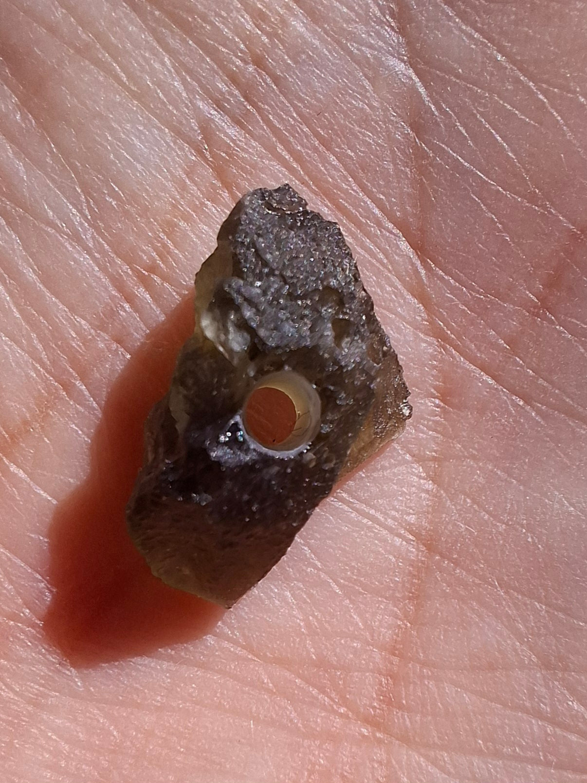 DRILLED, Moldavite Piece, 0.96g, Tektite (Ref: D27)