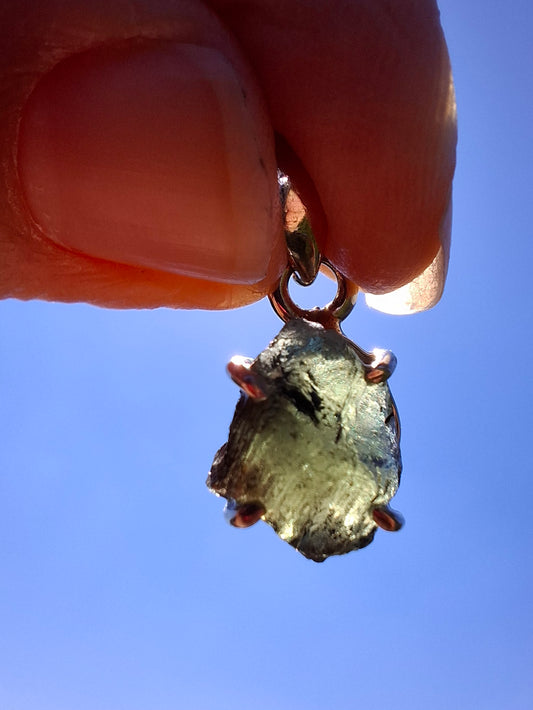 Moldavite Claw Pendant, 925 Silver, Tektite (Ref: P24)