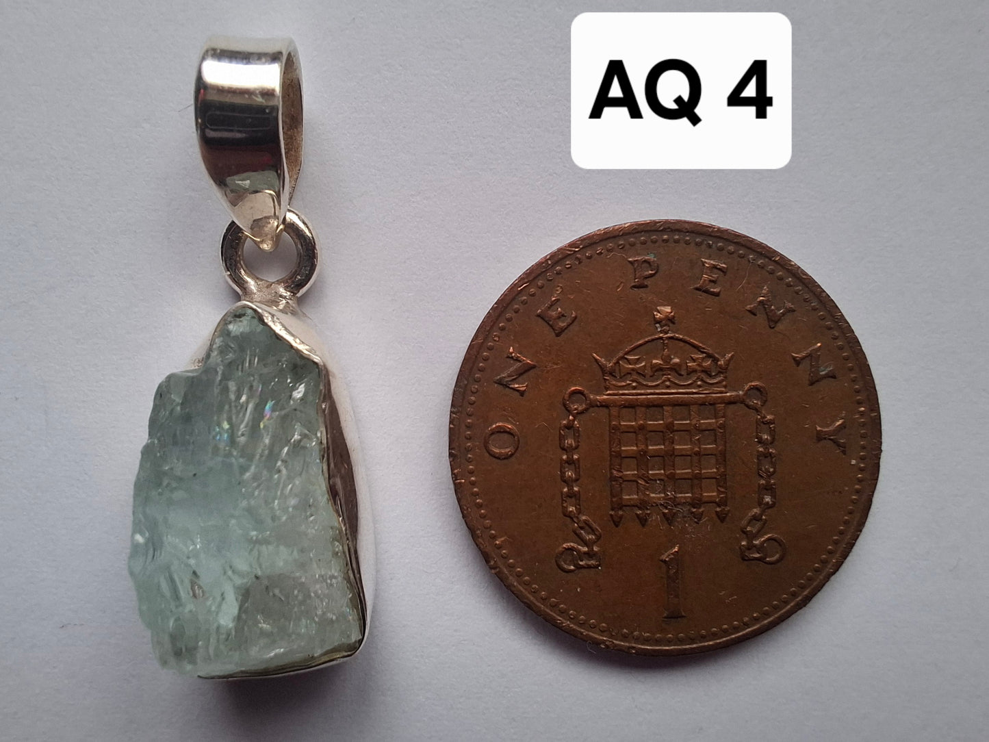 Aquamarine Pendant, 925 Silver, Crystal 🌈 (Ref: AQ4)