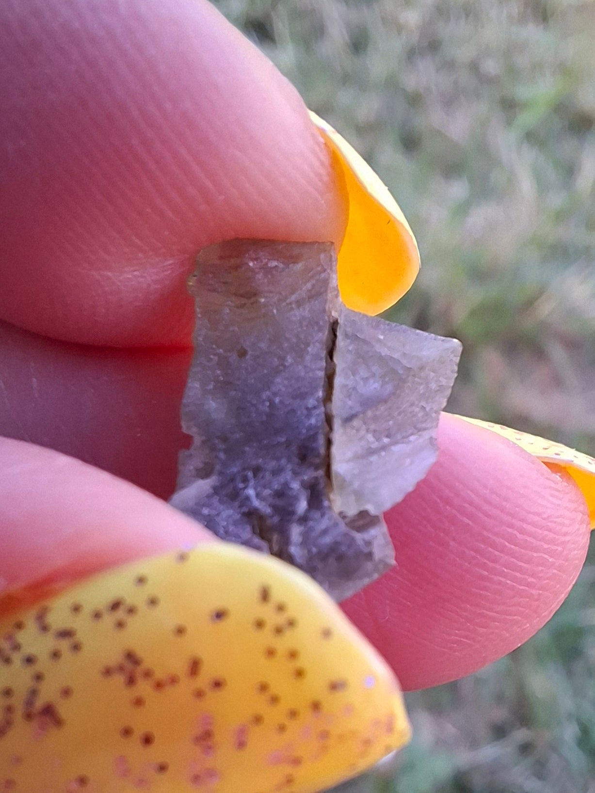 Moldavite Piece, 0.75g, Tektite (Ref: 1483)