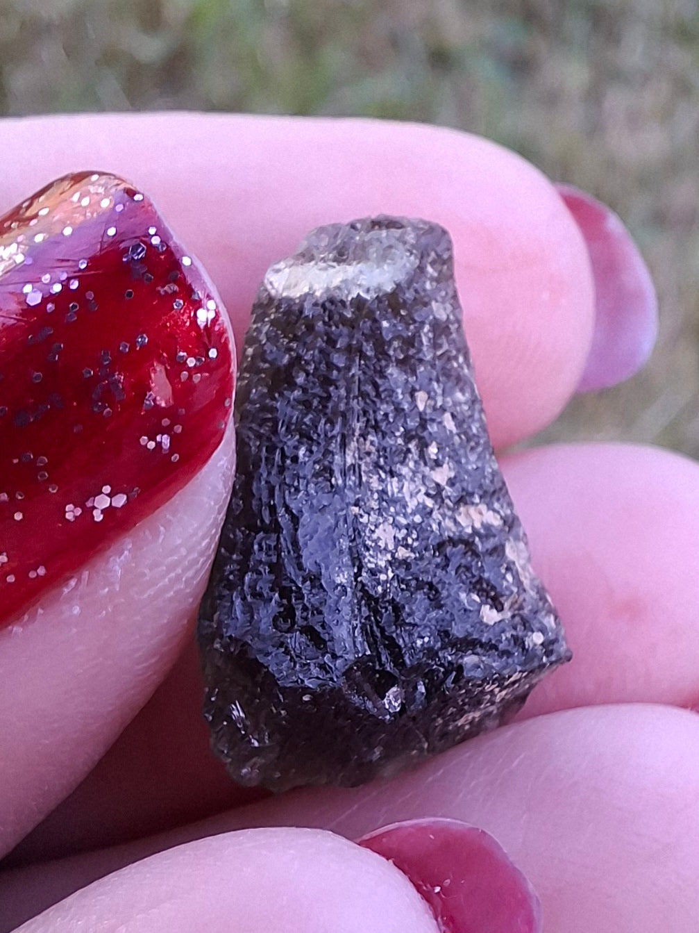 Moldavite Piece, 2.38g, Tektite (Ref: 1466)
