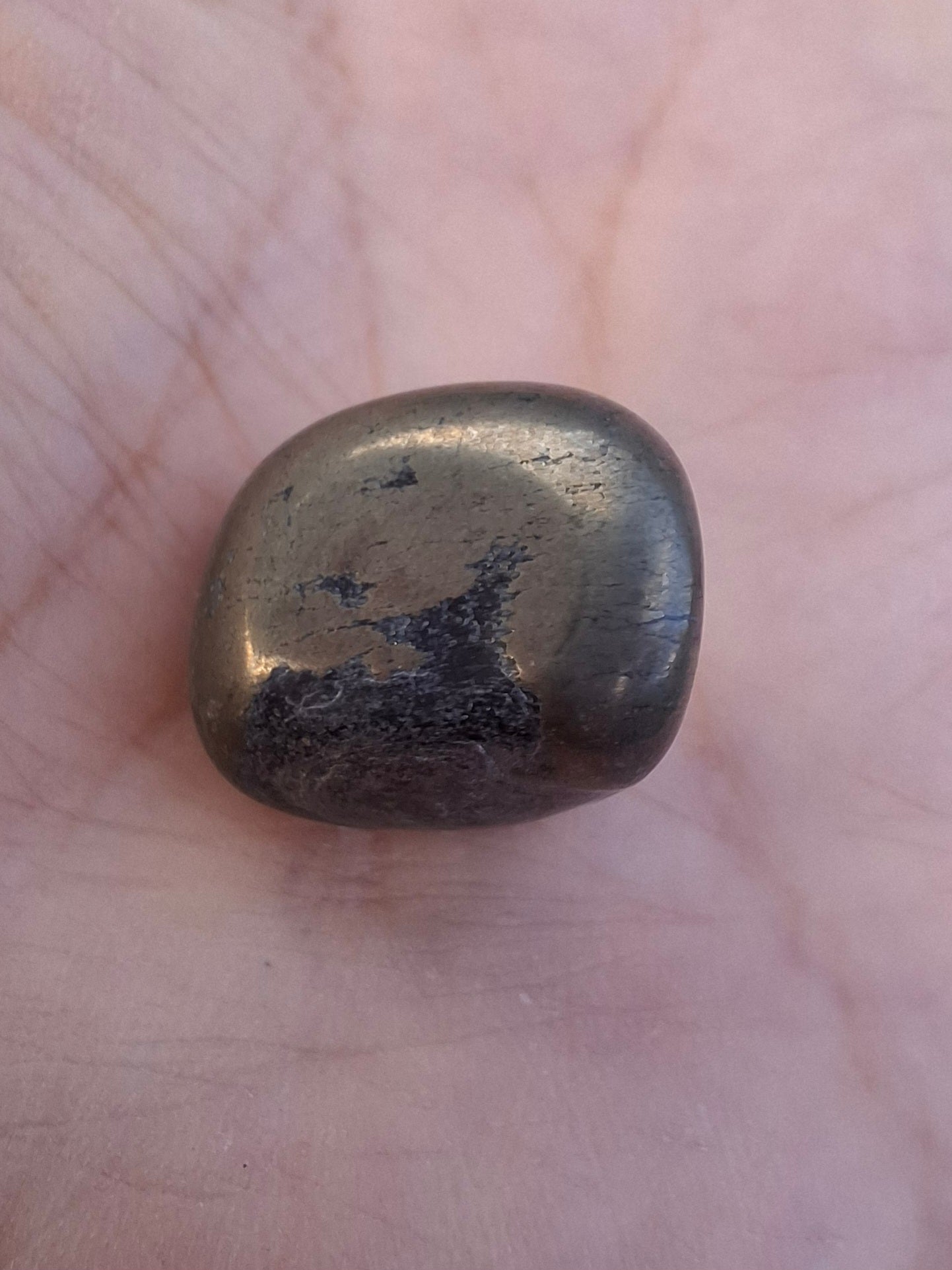Apache Gold Tumble Stone, Crystal (Ref: T225)