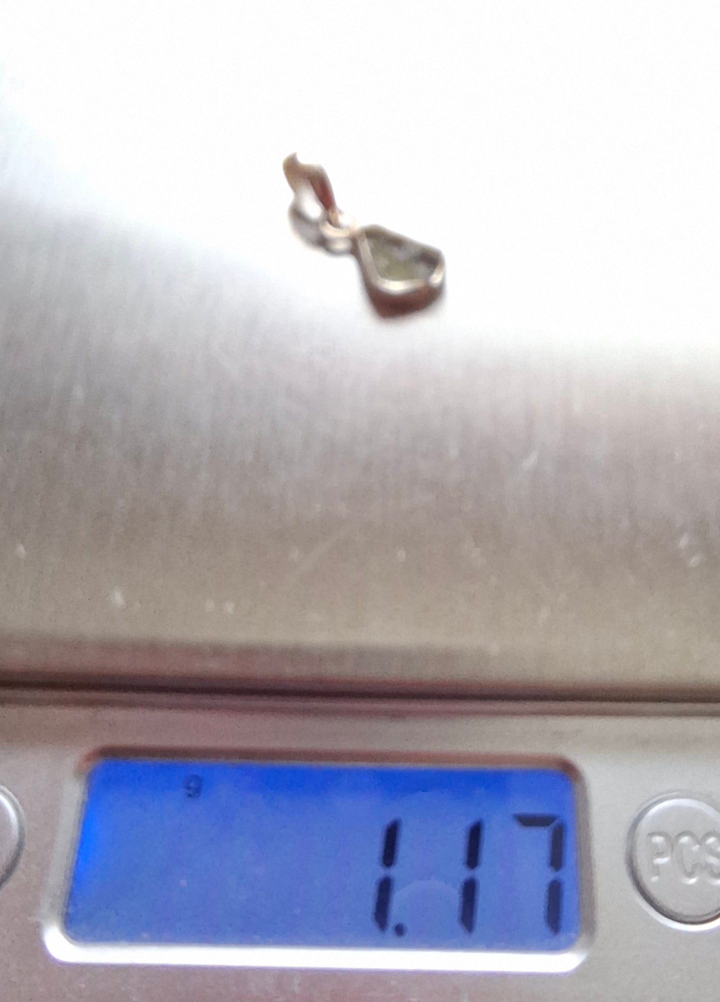 Moldavite Pendant, 925 Silver, Tektite (Ref: P76)