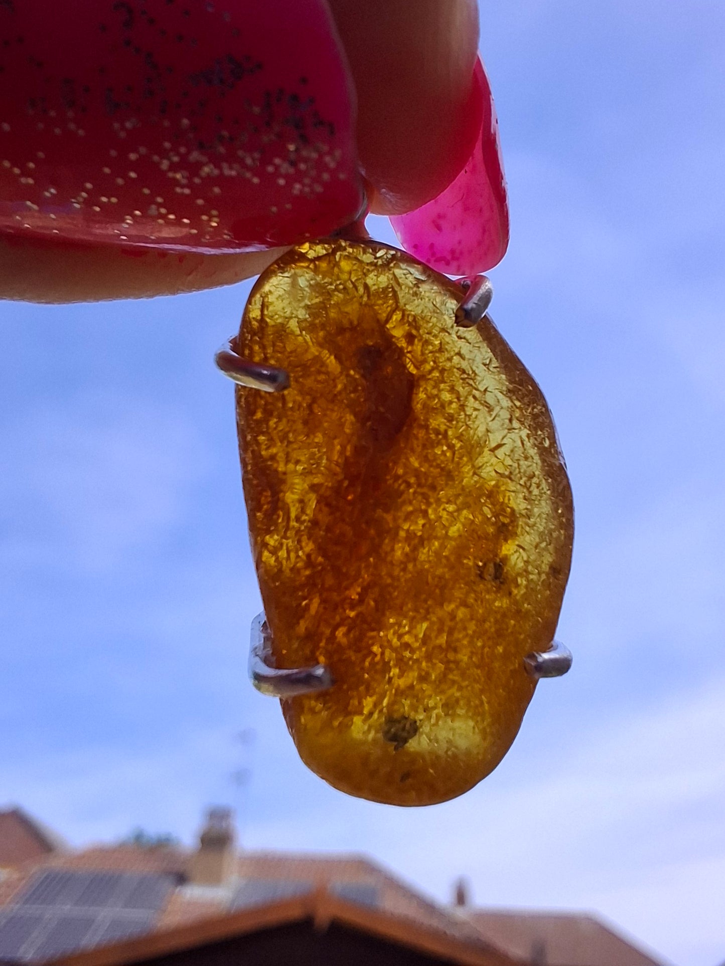 Baltic Amber Pendant, 925 Silver, Fossil (Ref: AP11)