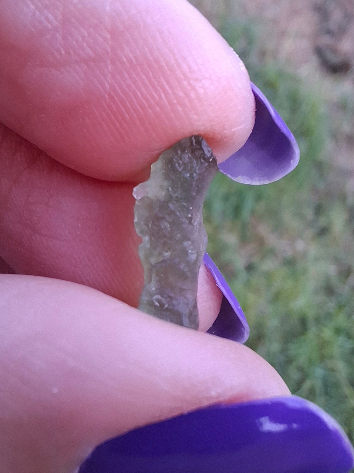 Moldavite Piece, 0.40g, Tektite (Ref: 1487)