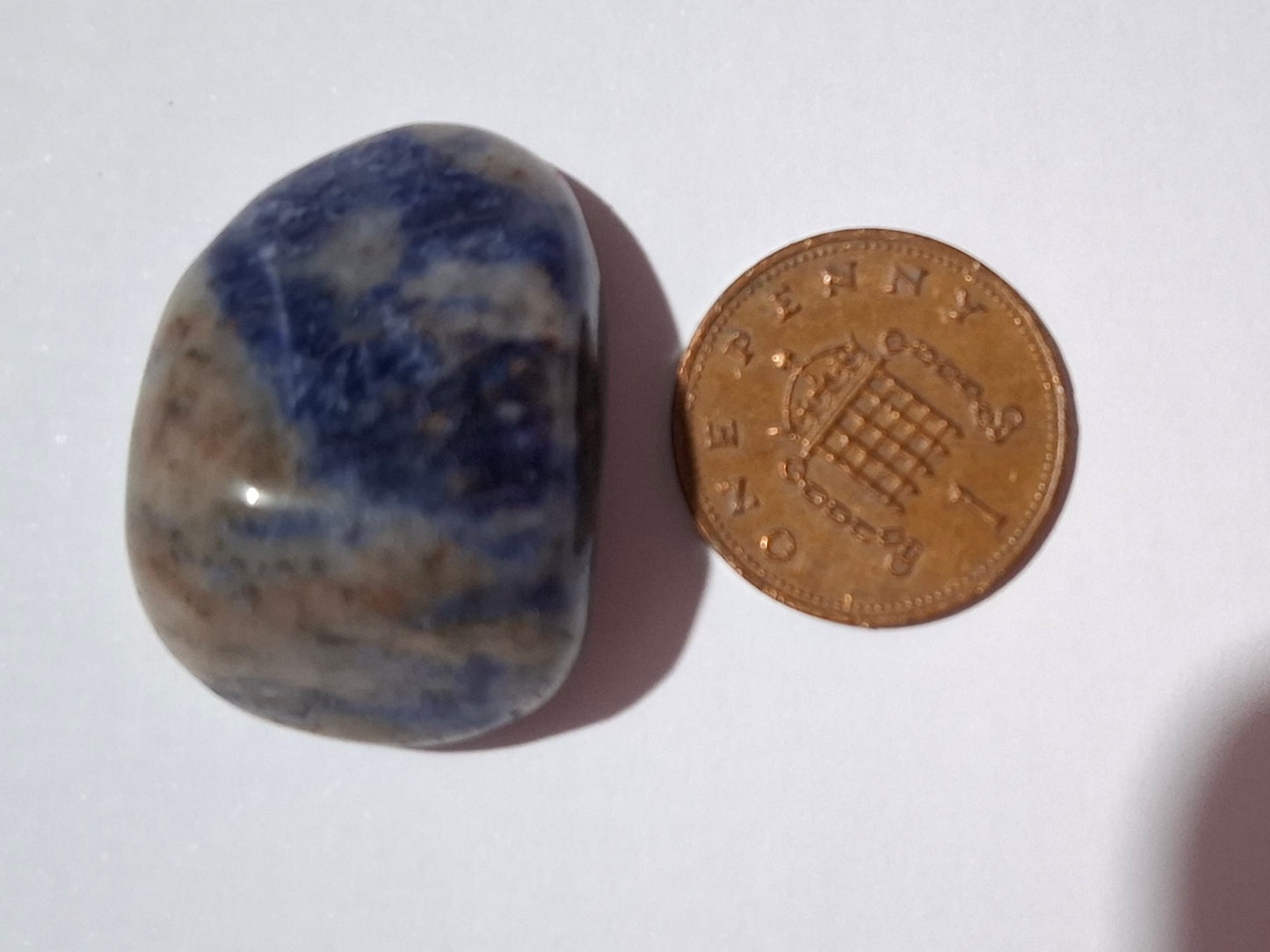 Sodalite, Tumble Stone, Crystal (Ref: T156)
