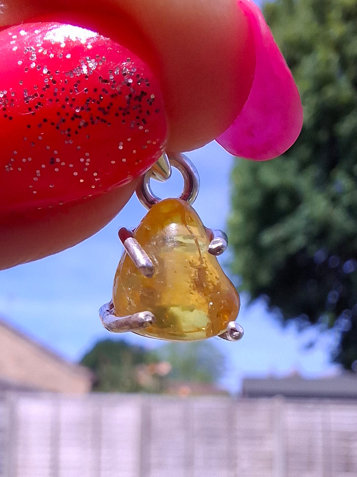 Baltic Amber Pendant, 925 Silver, Fossil (Ref: AP25)