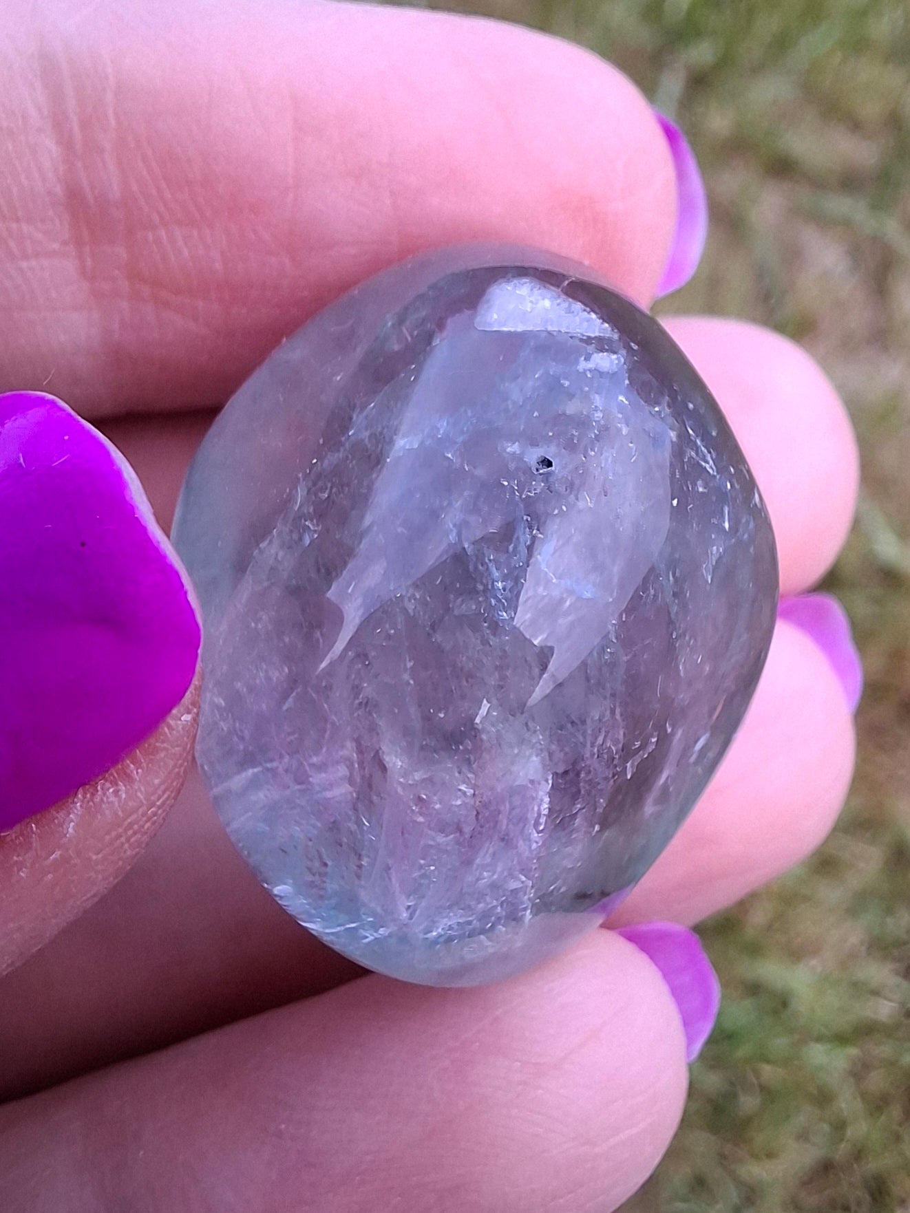 Fluorite, Tumble Stone, Crystal 🌈 (Ref: T49)
