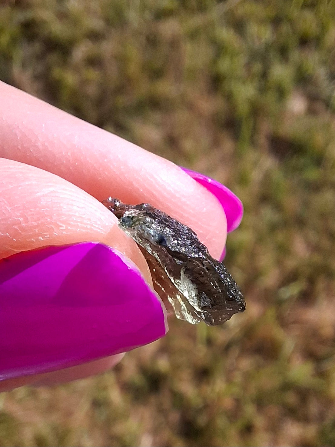 Moldavite Piece, 0.59g, Tektite (Ref: 1428)