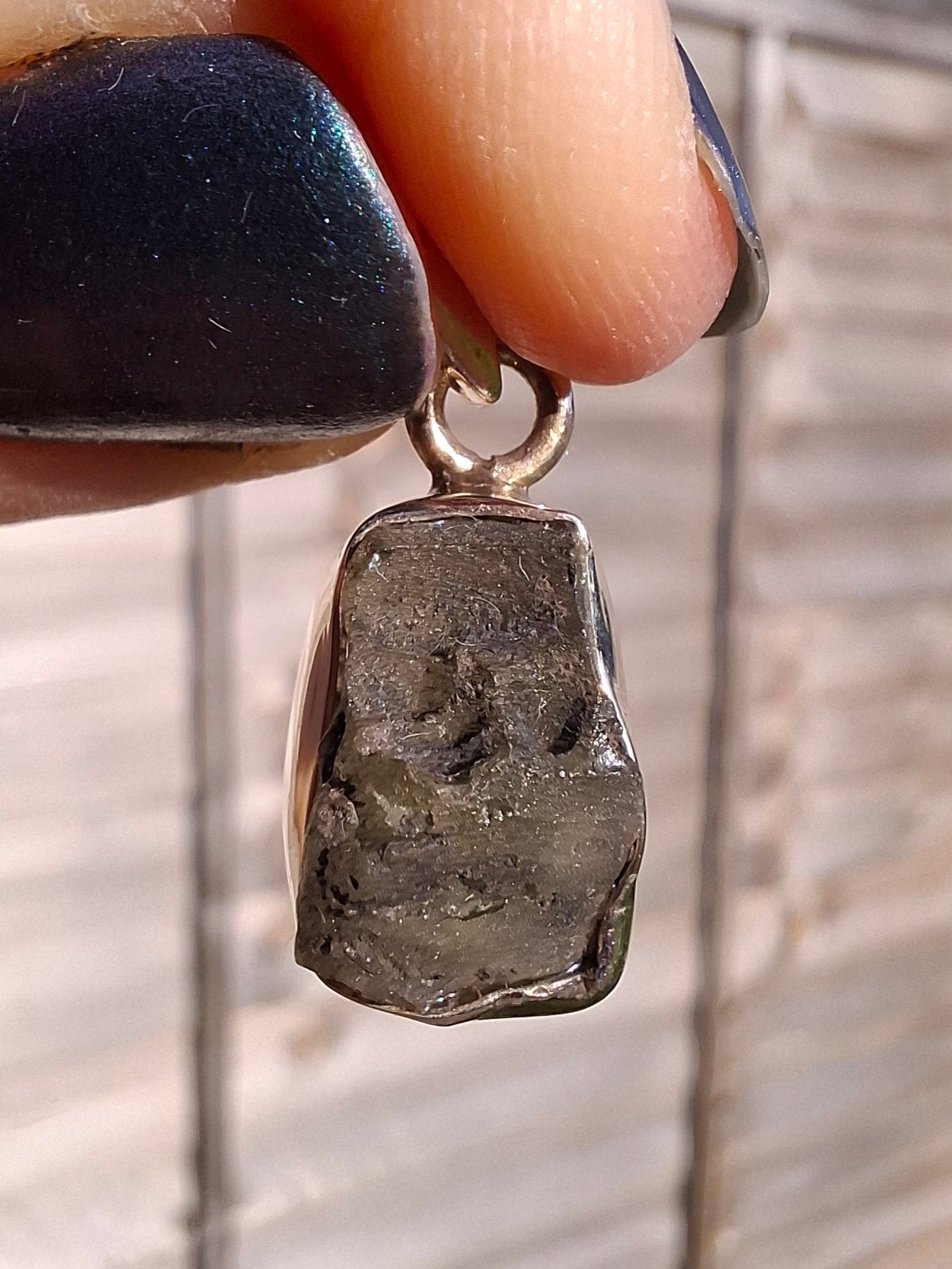 Moldavite Pendant, 925 silver, Tektite (Ref: P4)