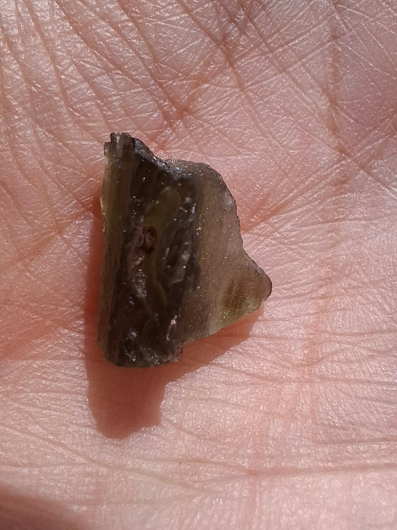 Moldavite Piece, 0.85g, Tektite (Ref: 1396)