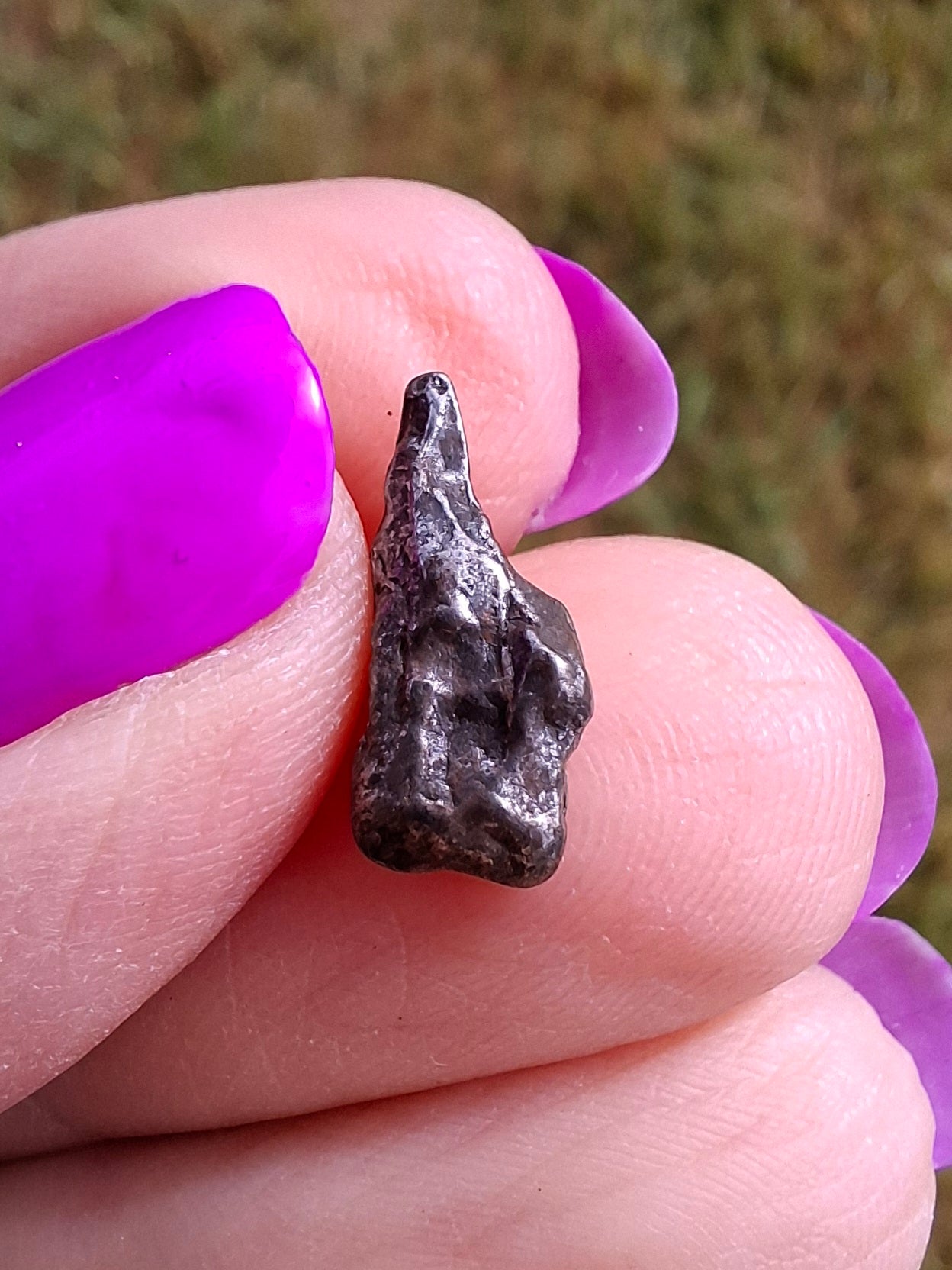 Campo del Cielo, 0.99g, Nickel Iron Meteorite (Ref: C5)