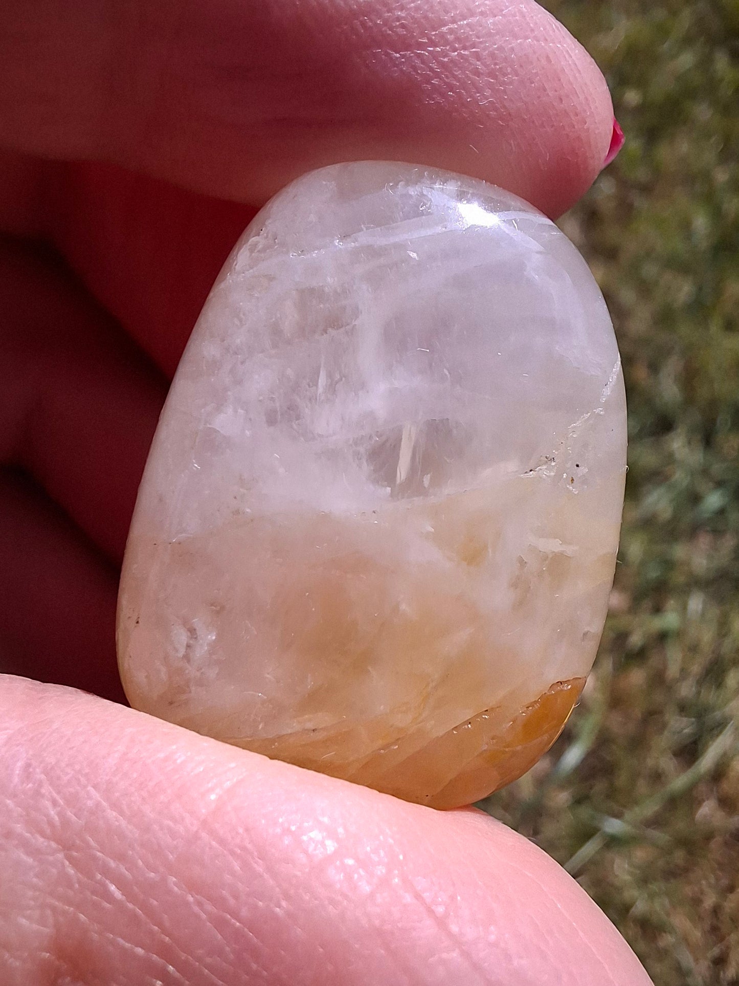 Golden Healer, Tumble Stone, Crystal (Ref: T189)