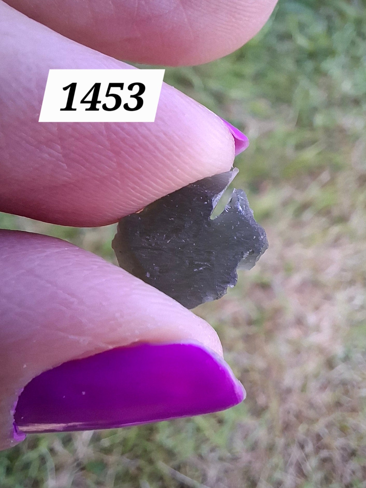 Moldavite Piece, 0.87g, Tektite (Ref: 1453)
