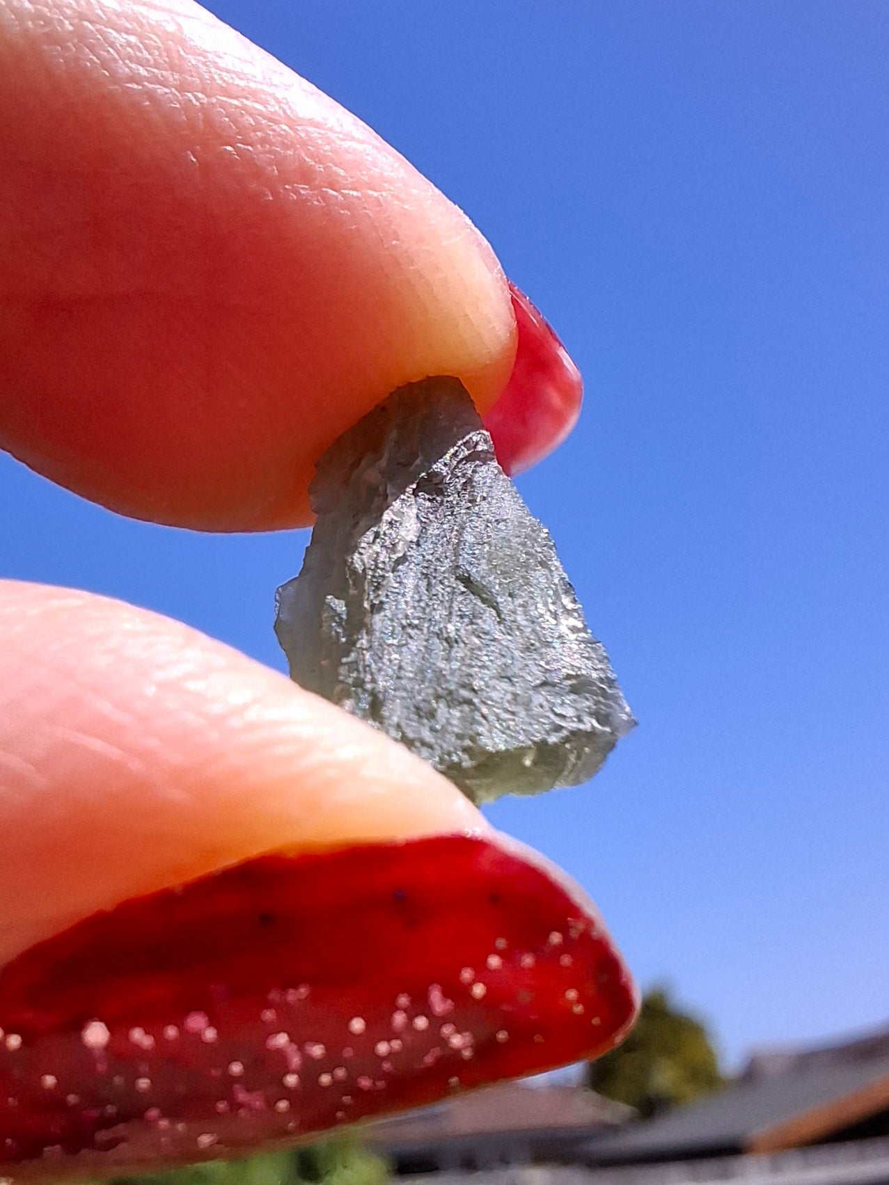 Moldavite Piece, 0.68g, Tektite (Ref: 1471)