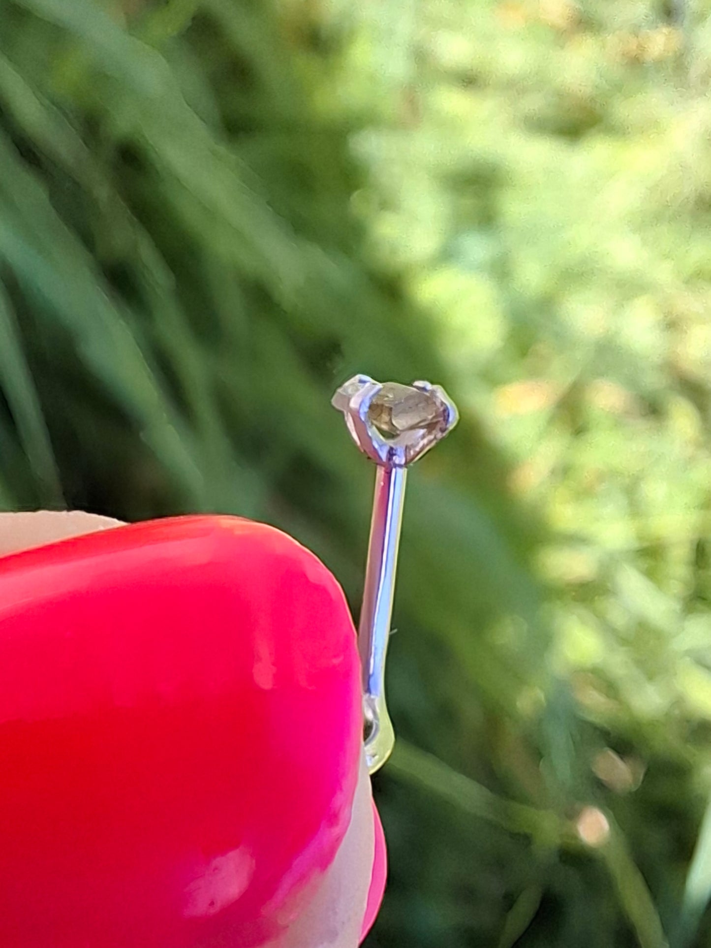 Moldavite (raw) NOSE STUD, 20G, Corkscrew, Surgical steel, Tektite (Ref: N14)