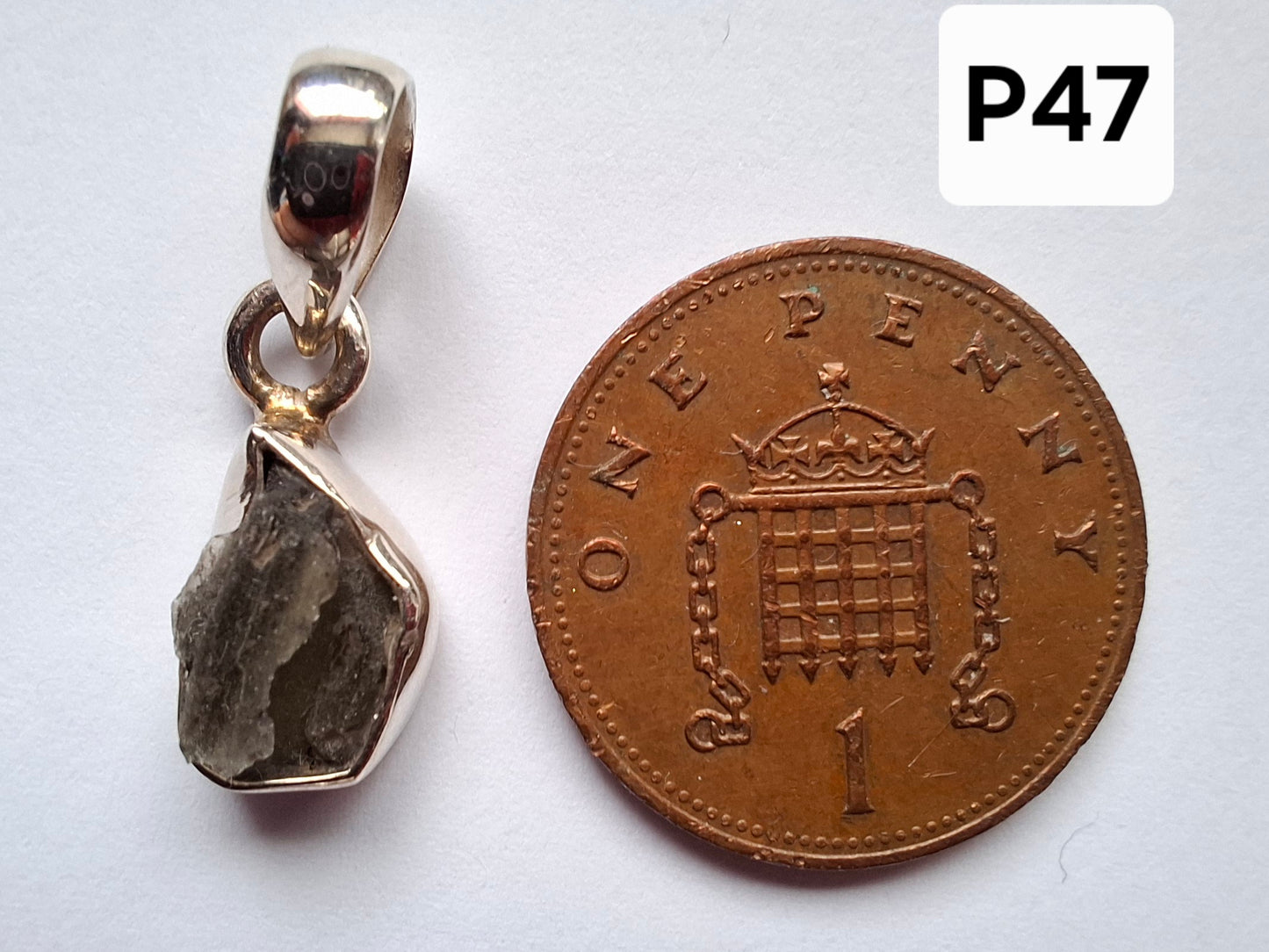 Moldavite Pendant, 925 Silver, Tektite (Ref: P47)