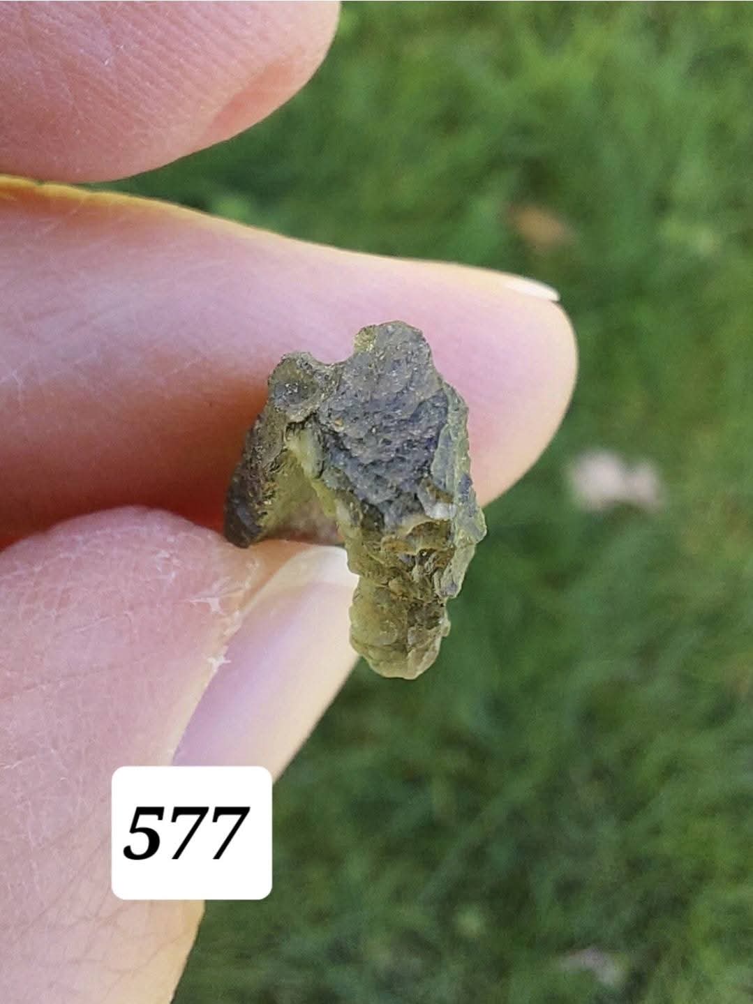 Moldavite Piece, 1.09g, Tektite (Ref: 577)