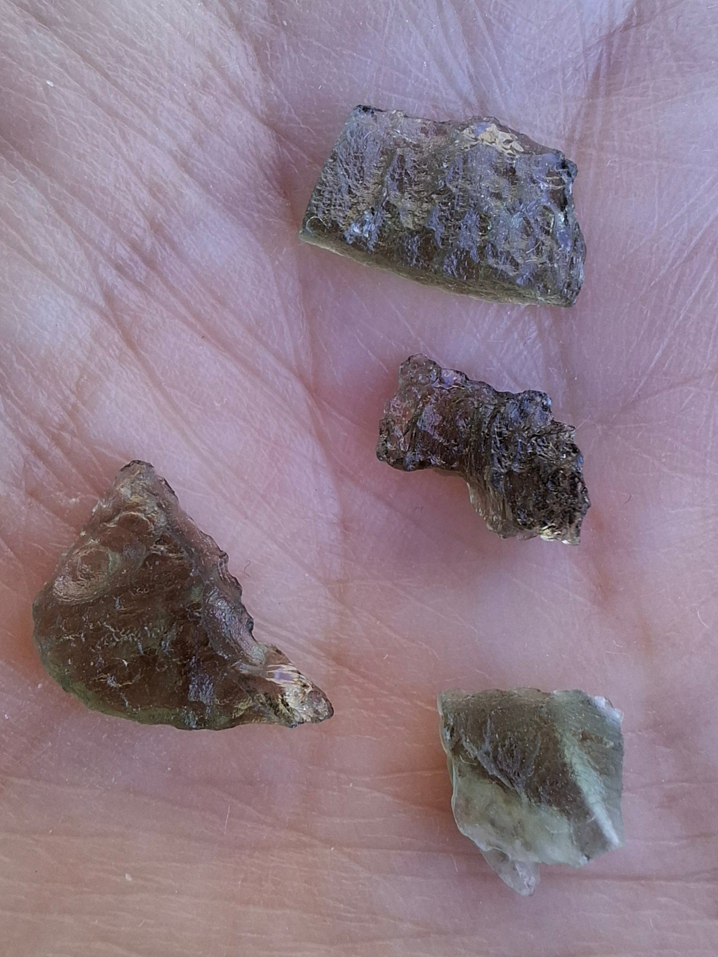 Moldavite chip Bundle, 1g, 4 pcs, Tektite (MB38)