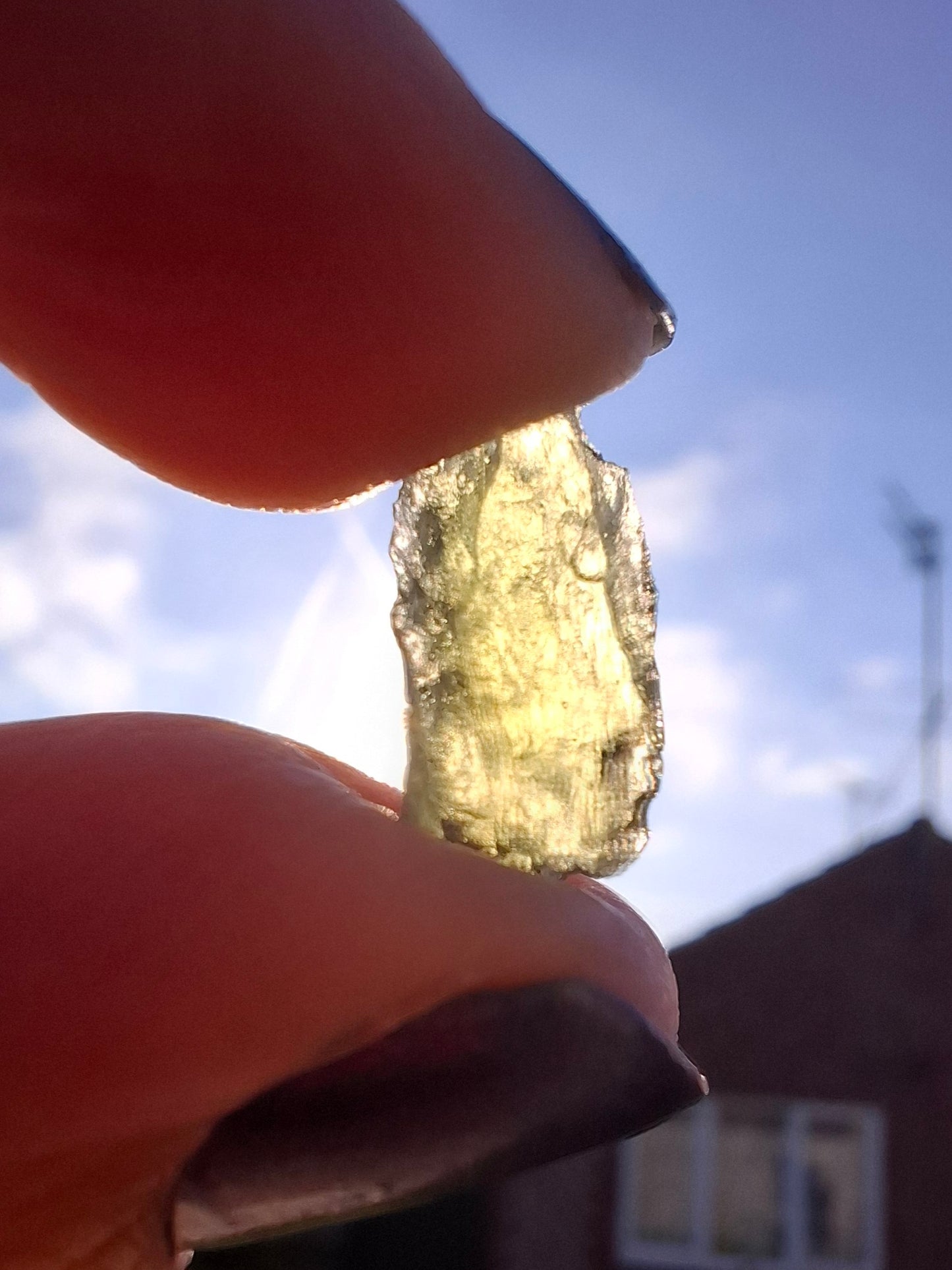 Moldavite Piece, 0.69g, Tektite (Ref: 1384)