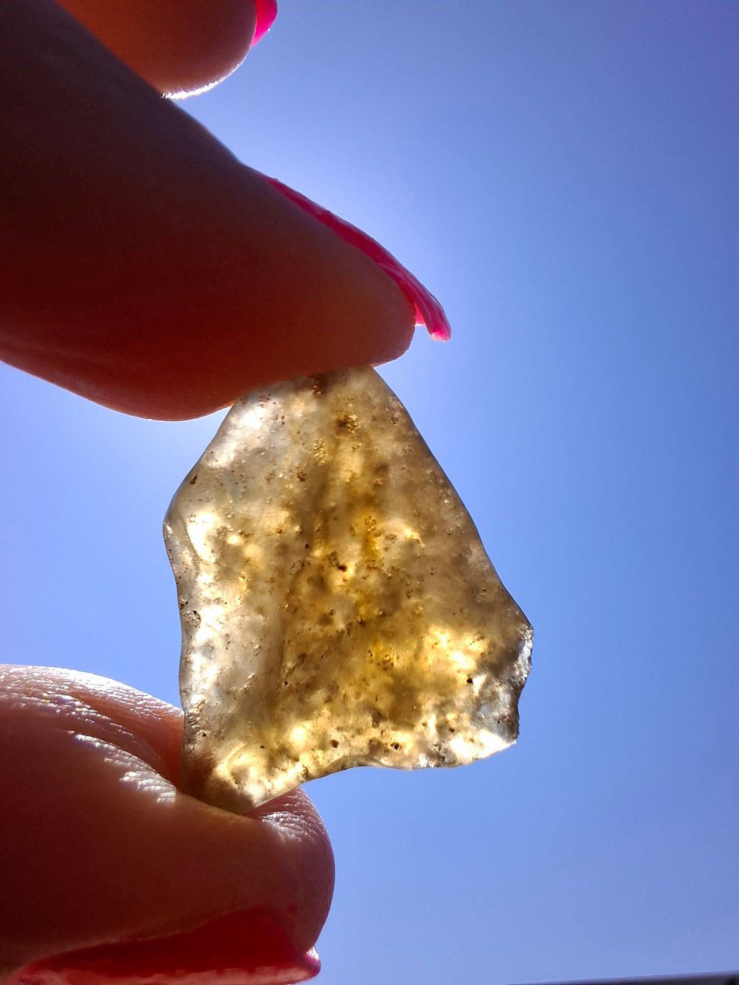 Libyan Desert Glass (darker) Piece, 3.40g, Tektite (Ref: L1362)