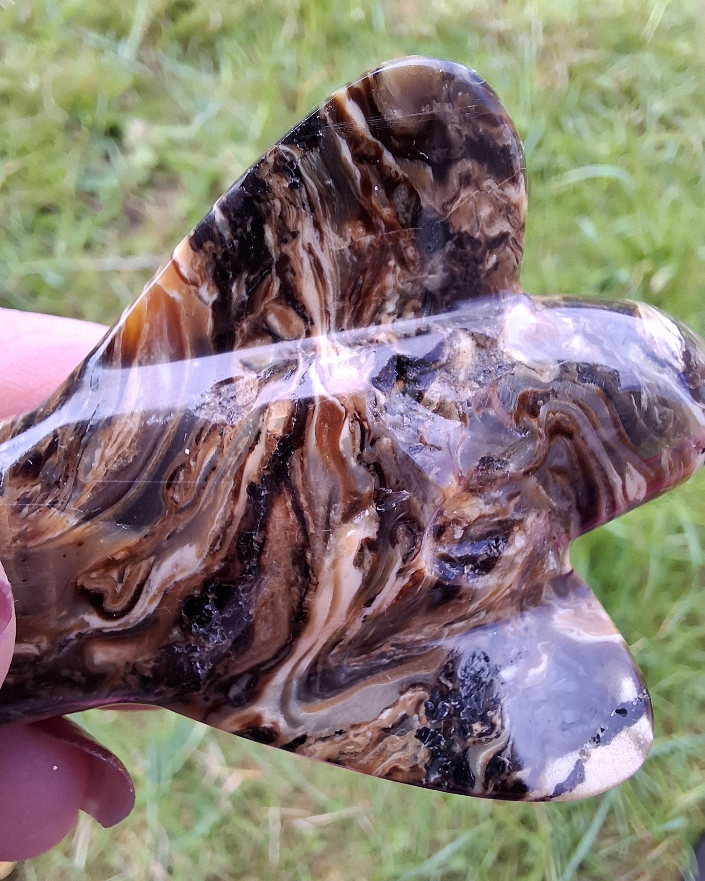 Red Amber Angel, 17.96g, Carving, Fossil (Ref: AA2)