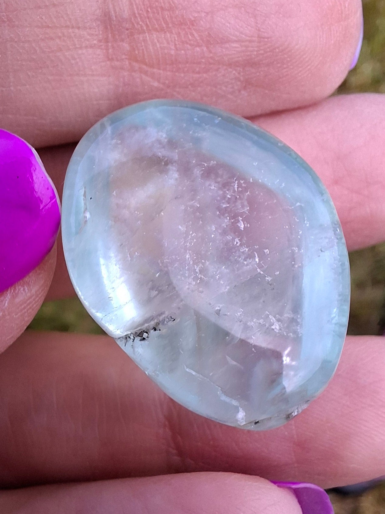 Fluorite, Tumble Stone, Crystal 🌈 (Ref: T47)