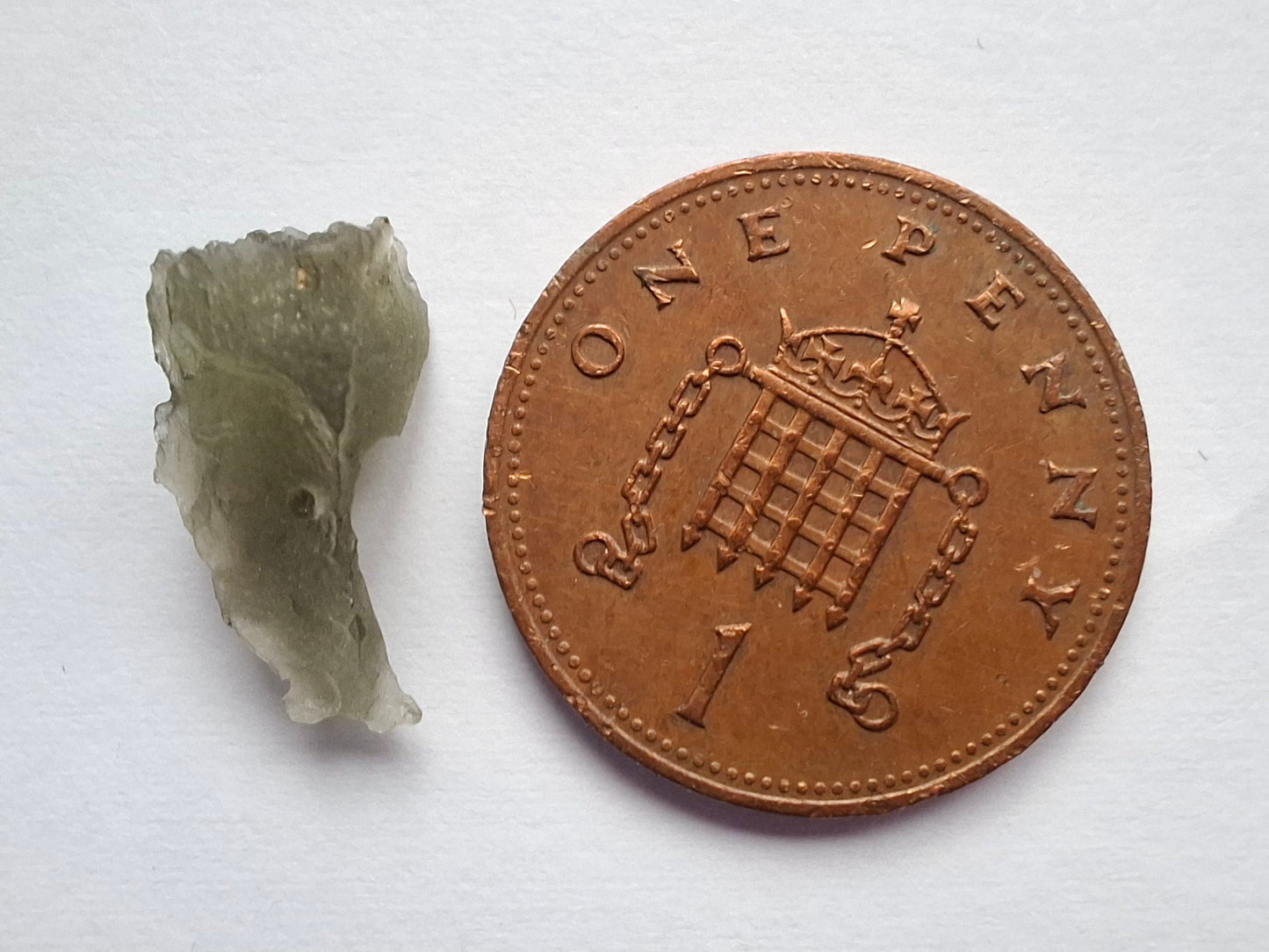 Moldavite Piece, 0.63g, Tektite (Ref: 1447)