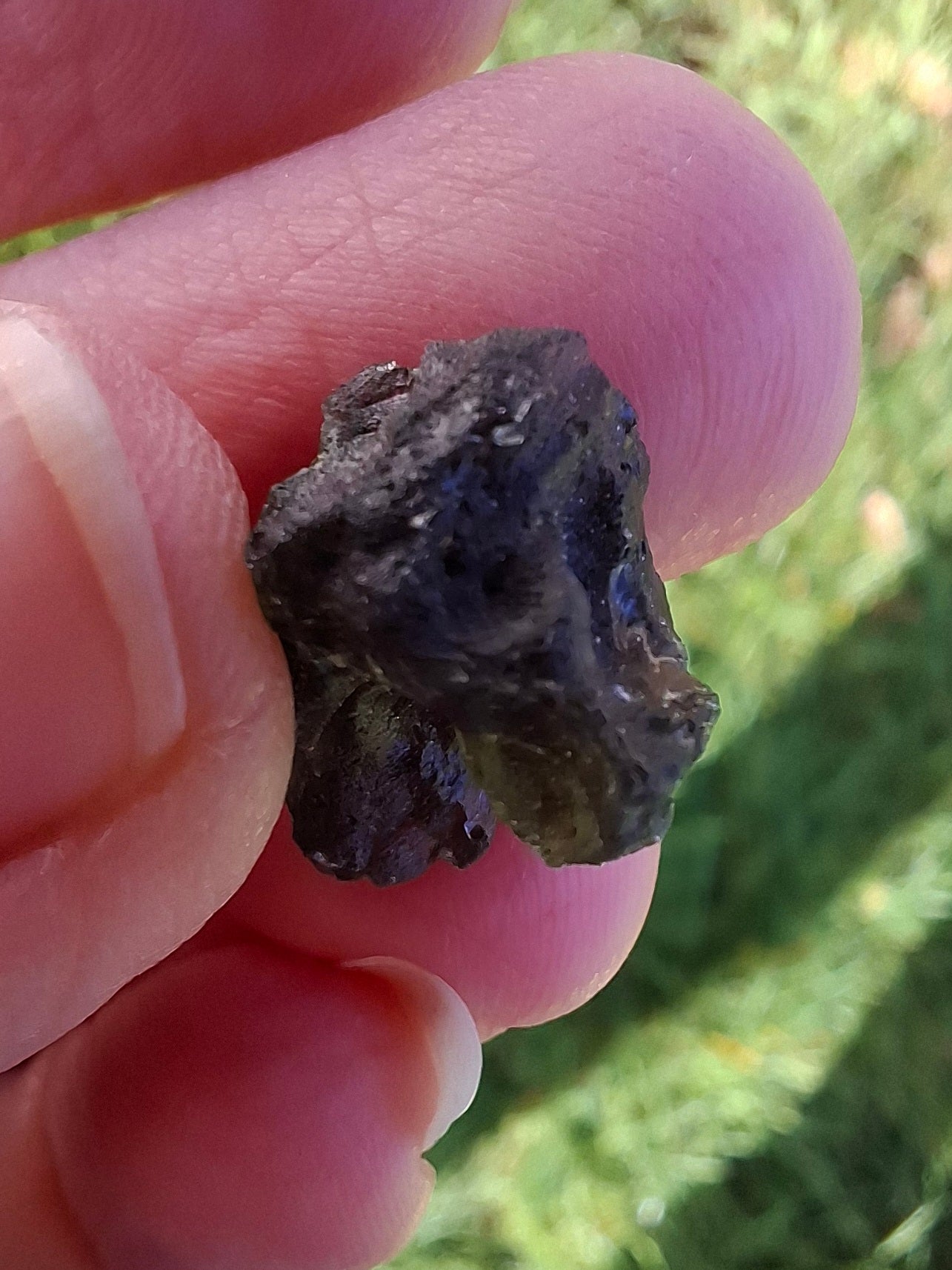 Moldavite Piece, 2.18g, Tektite (Ref: 1337)