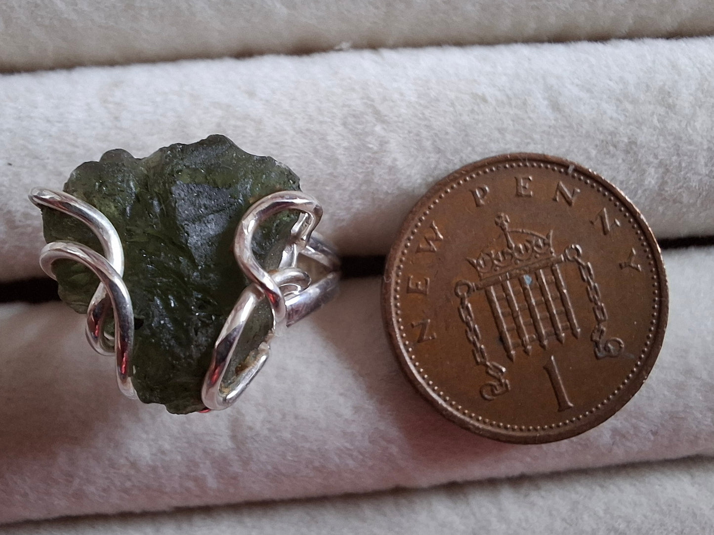 Moldavite Ring, size large L/small M, 925 Silver, Tektite (Ref: R4)