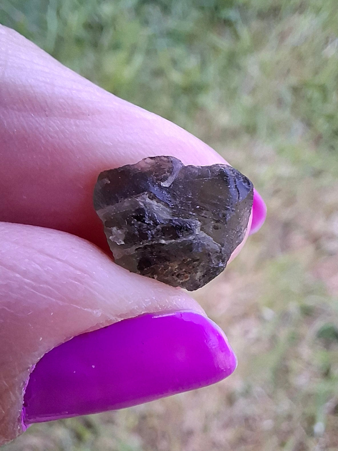 Moldavite Piece, 0.81g, Tektite (Ref: 1449)