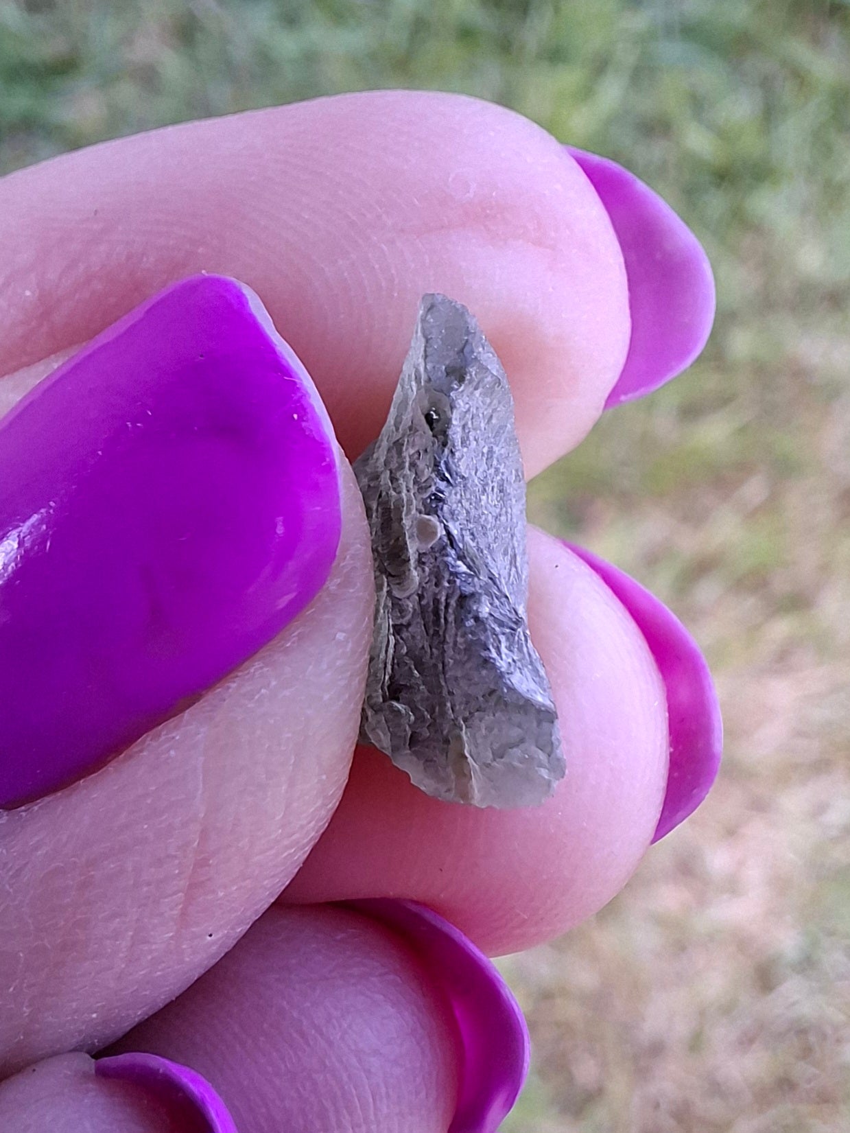 Moldavite Piece, 0.78g, Tektite (Ref: 1451)