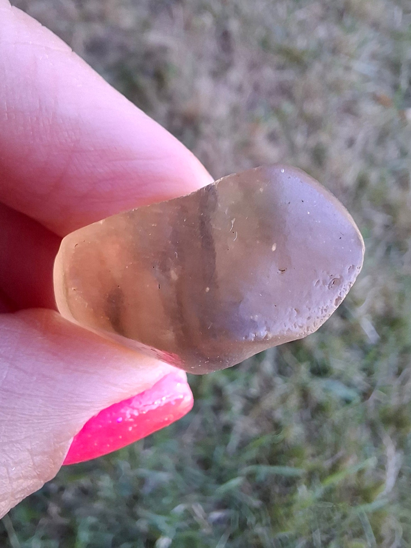 Libyan Desert Glass (darker) Piece, 7.38g, Tektite (Ref: L1375)