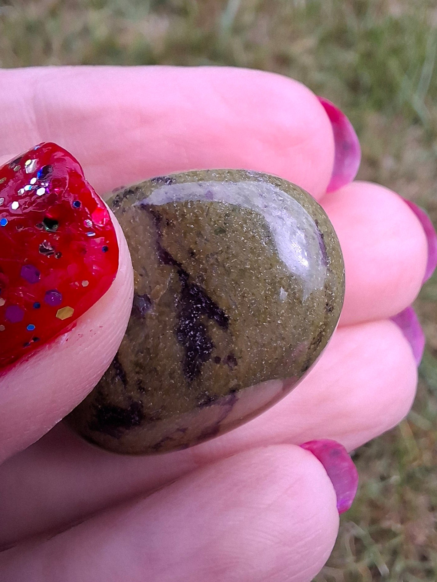 Dragons Blood Jasper, Tumble Stone, Crystal (T111)