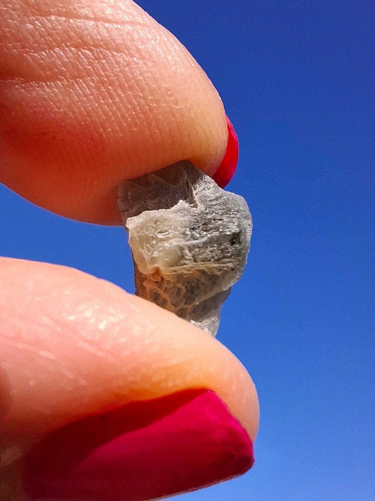 Moldavite Piece, SNOWFLAKE, FROSTED, BRUSNA, 0.64g, Tektite (Ref: 1502)