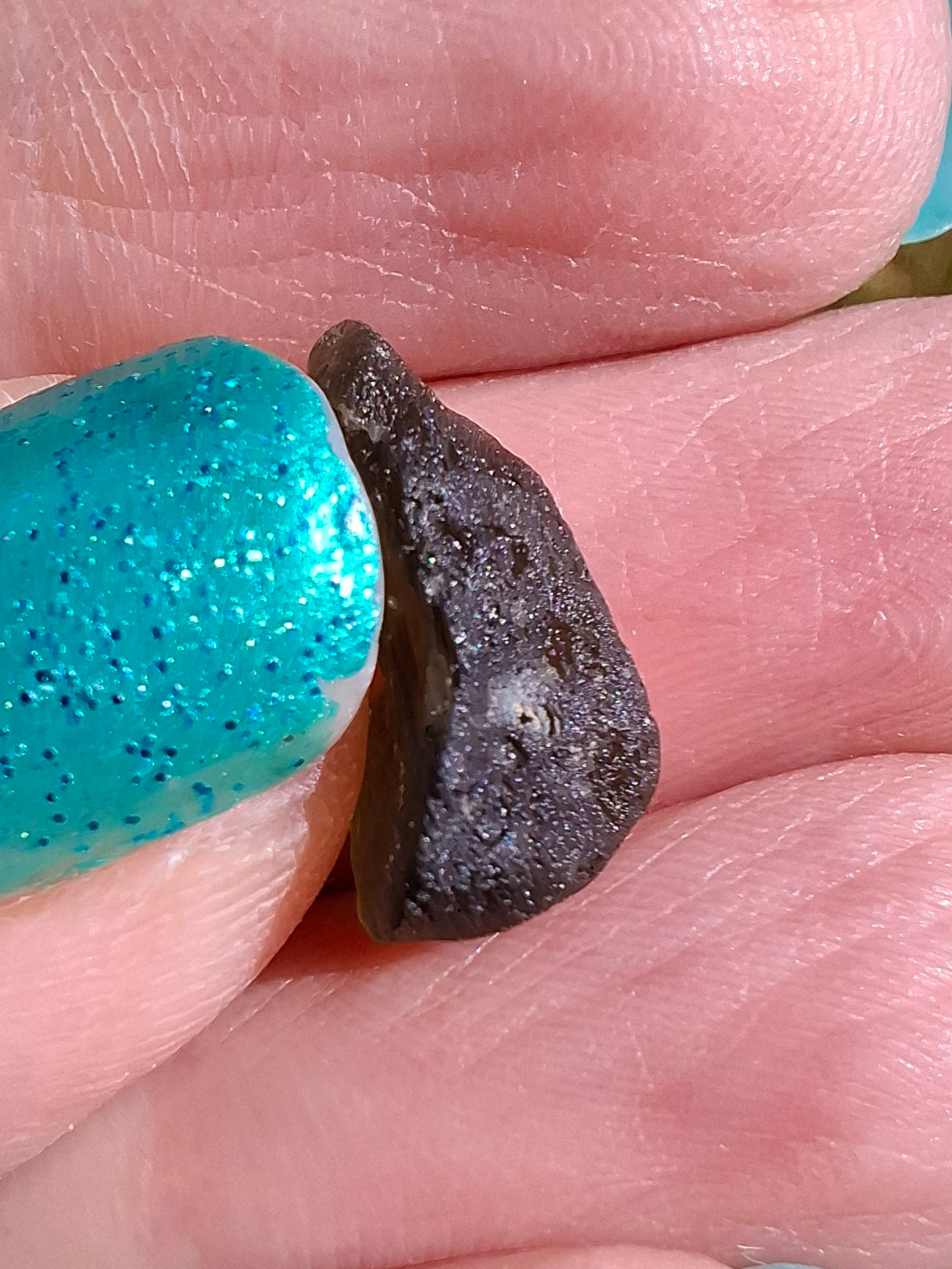Moldavite Piece, 0.93g, Tektite (Ref: 1415)