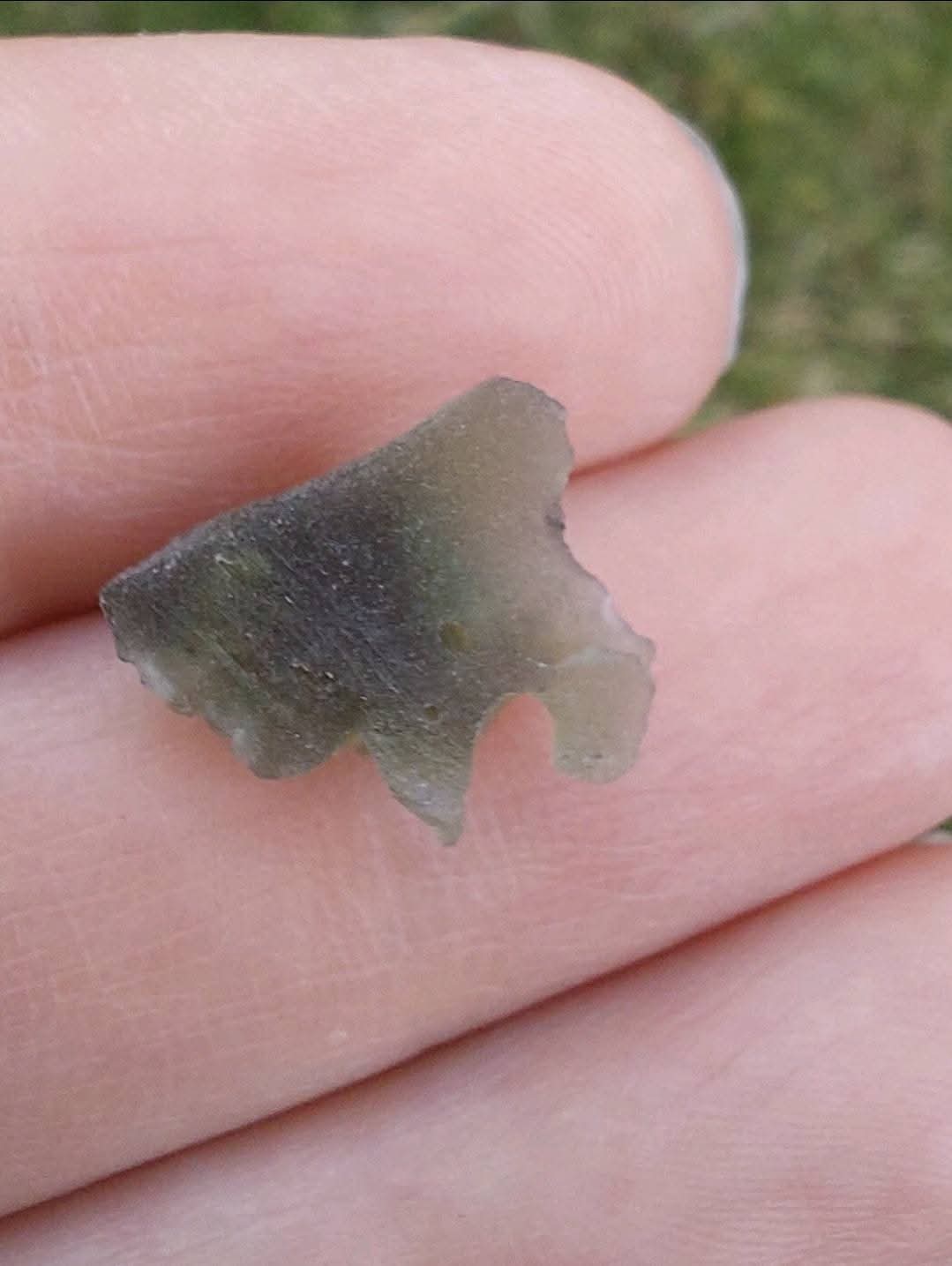 Moldavite Piece, 0.69g, Tektite (Ref: E60)