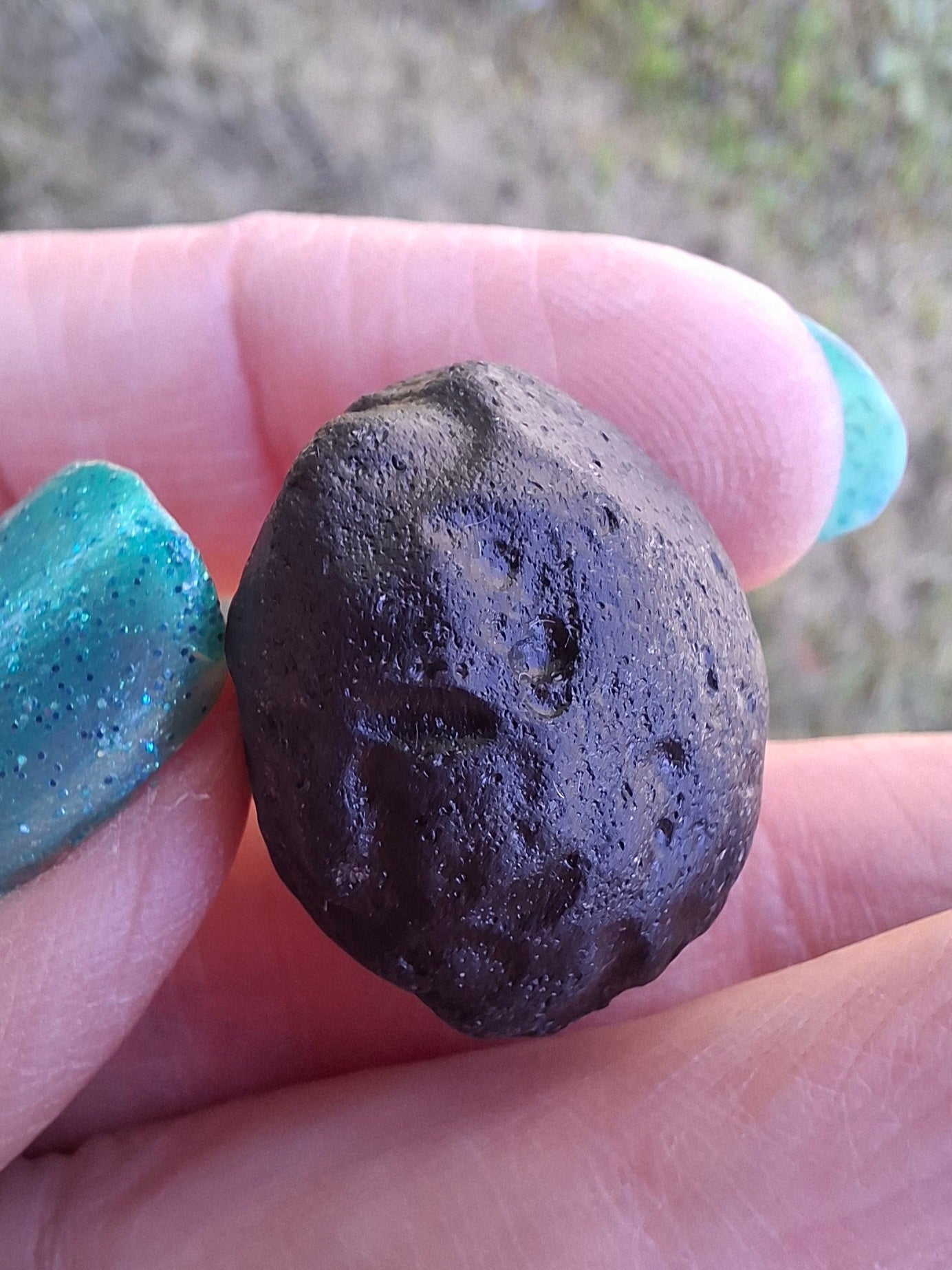 Philippinite (Rizalite), 11.31g, Tektite