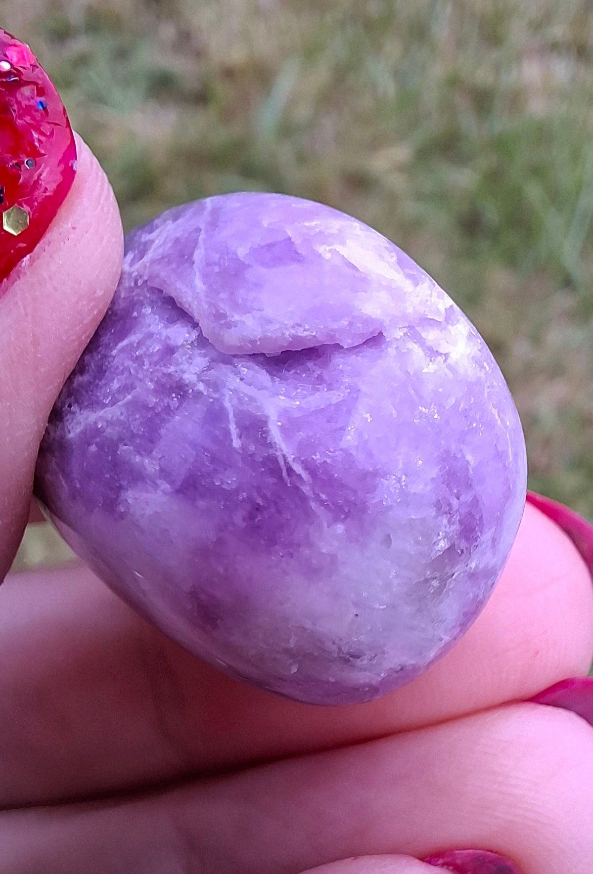 Lepidolite, Tumble Stone, Crystal (Ref: T115)
