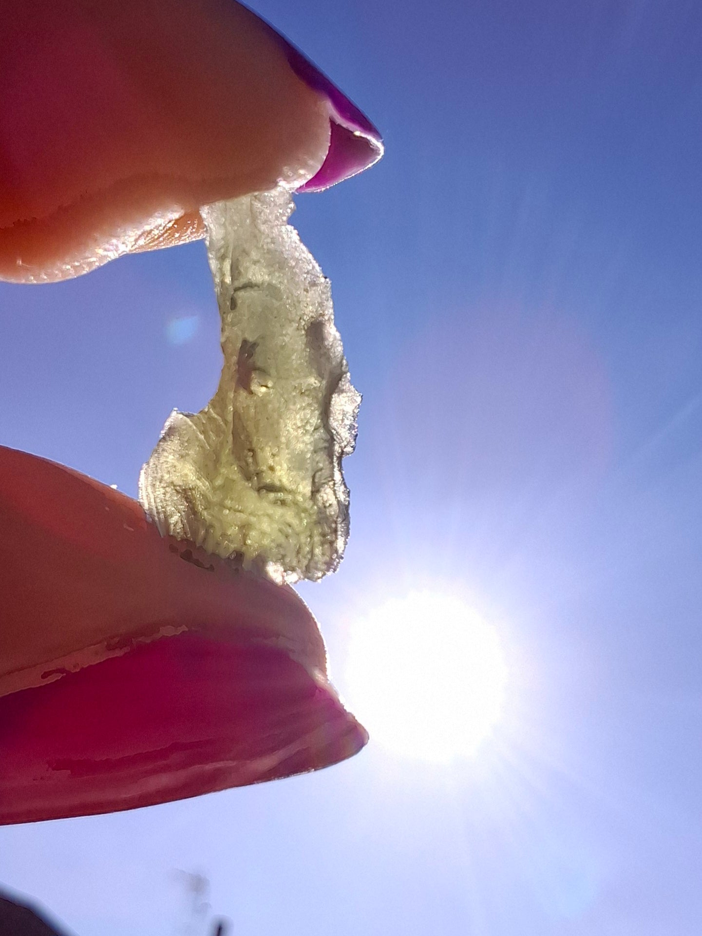 Moldavite Piece, 0.63g, Tektite (Ref: 1447)