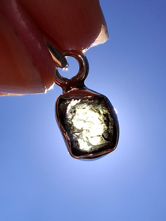 Moldavite Pendant, 925 Silver, Tektite (Ref: P53)