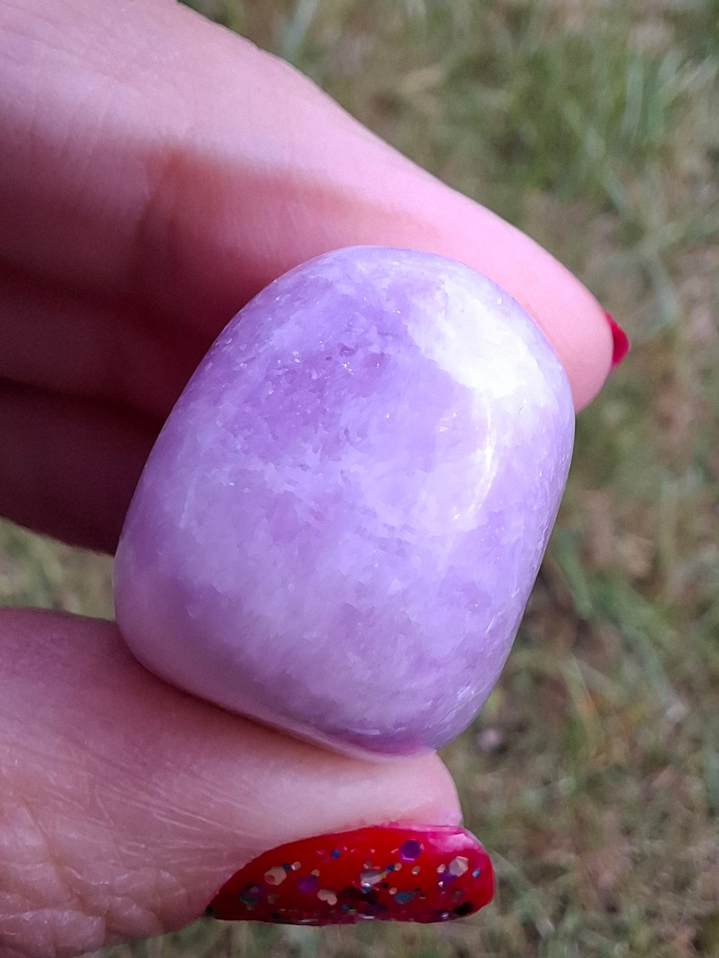 Lepidolite, Tumble Stone, Crystal (Ref: T119)