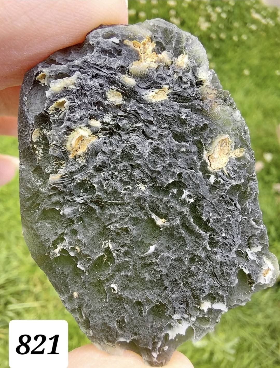 Moldavite Piece, VELVET HURKA, 24.48g, Tektite (Ref: 829)