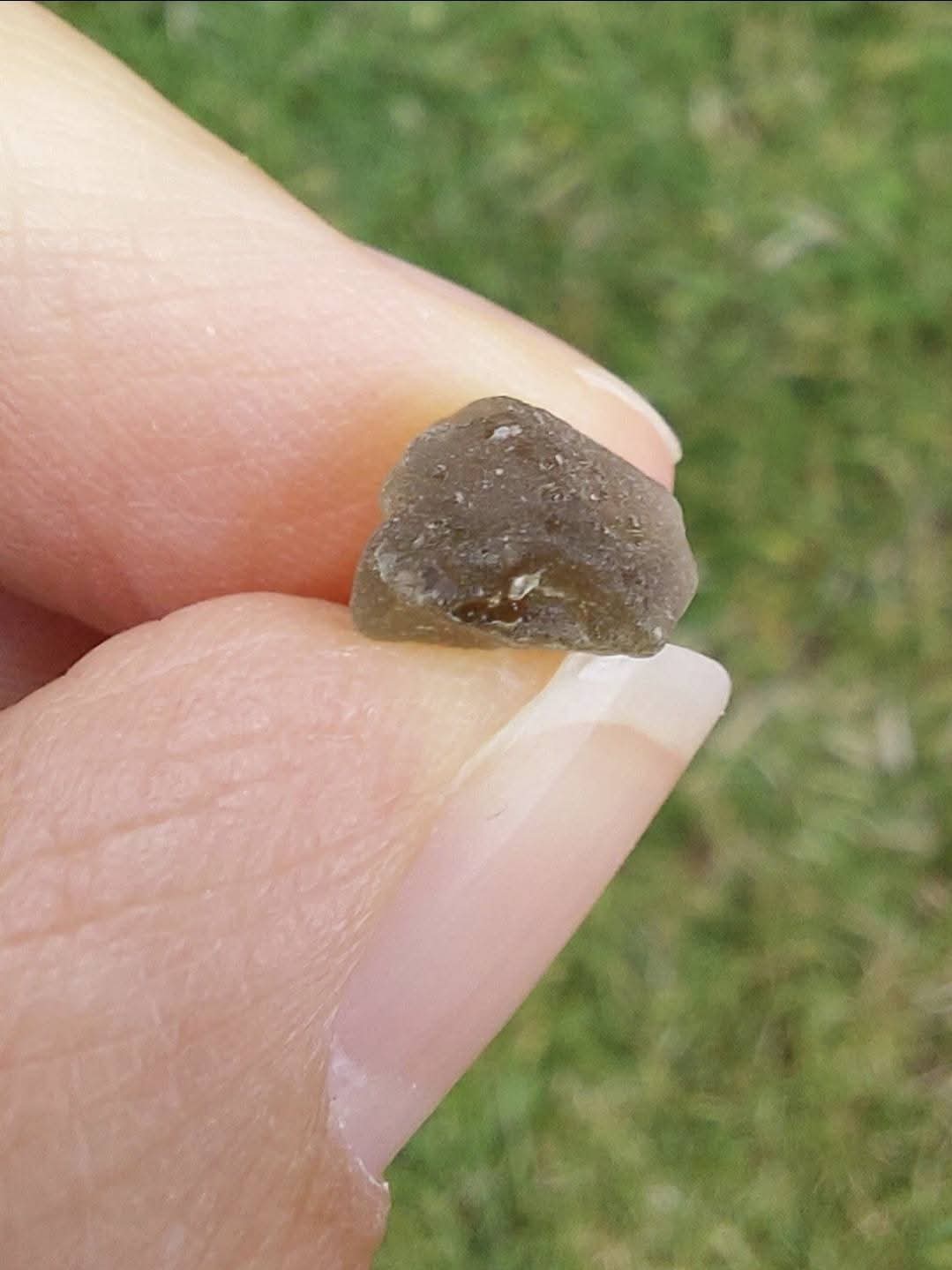 Moldavite Piece, 0.52g, Tektite (Ref: E226)