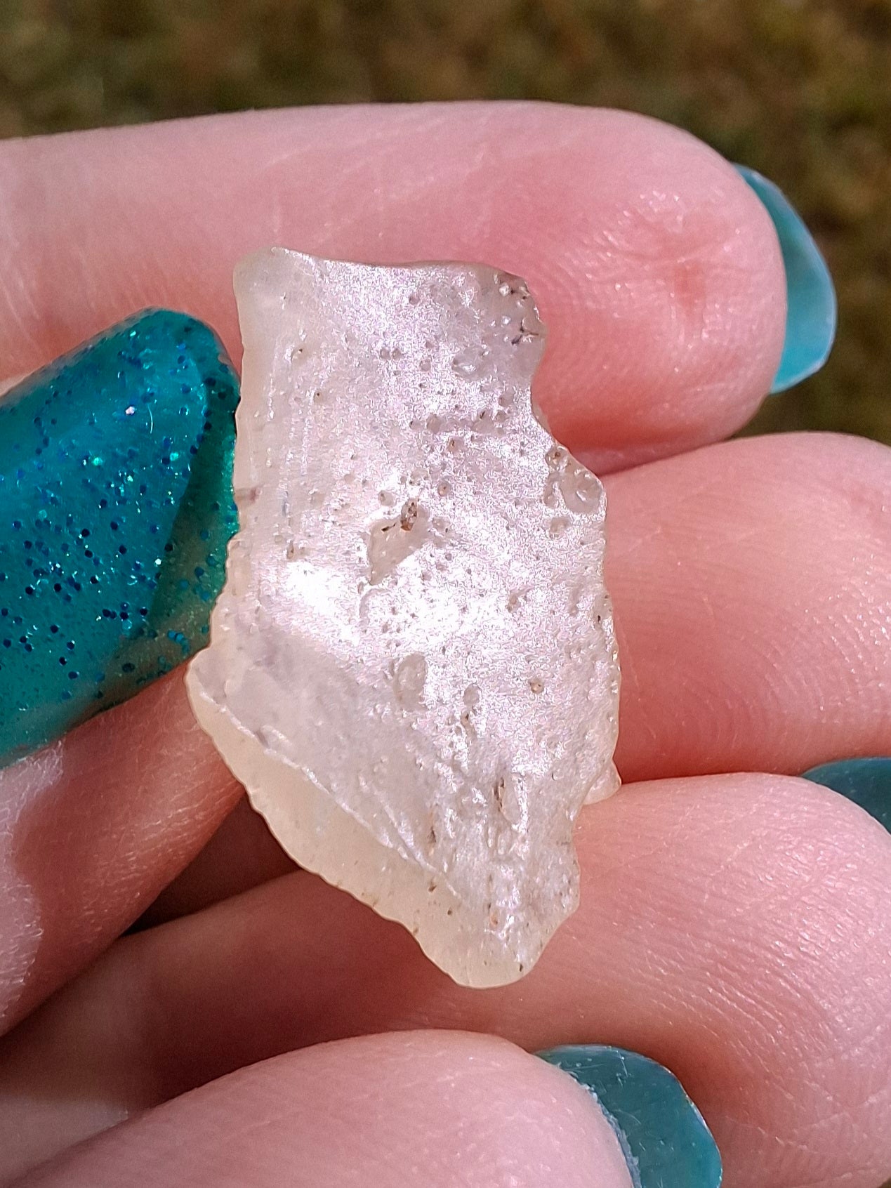 Libyan Desert Glass Piece, 1.90g, Tektite