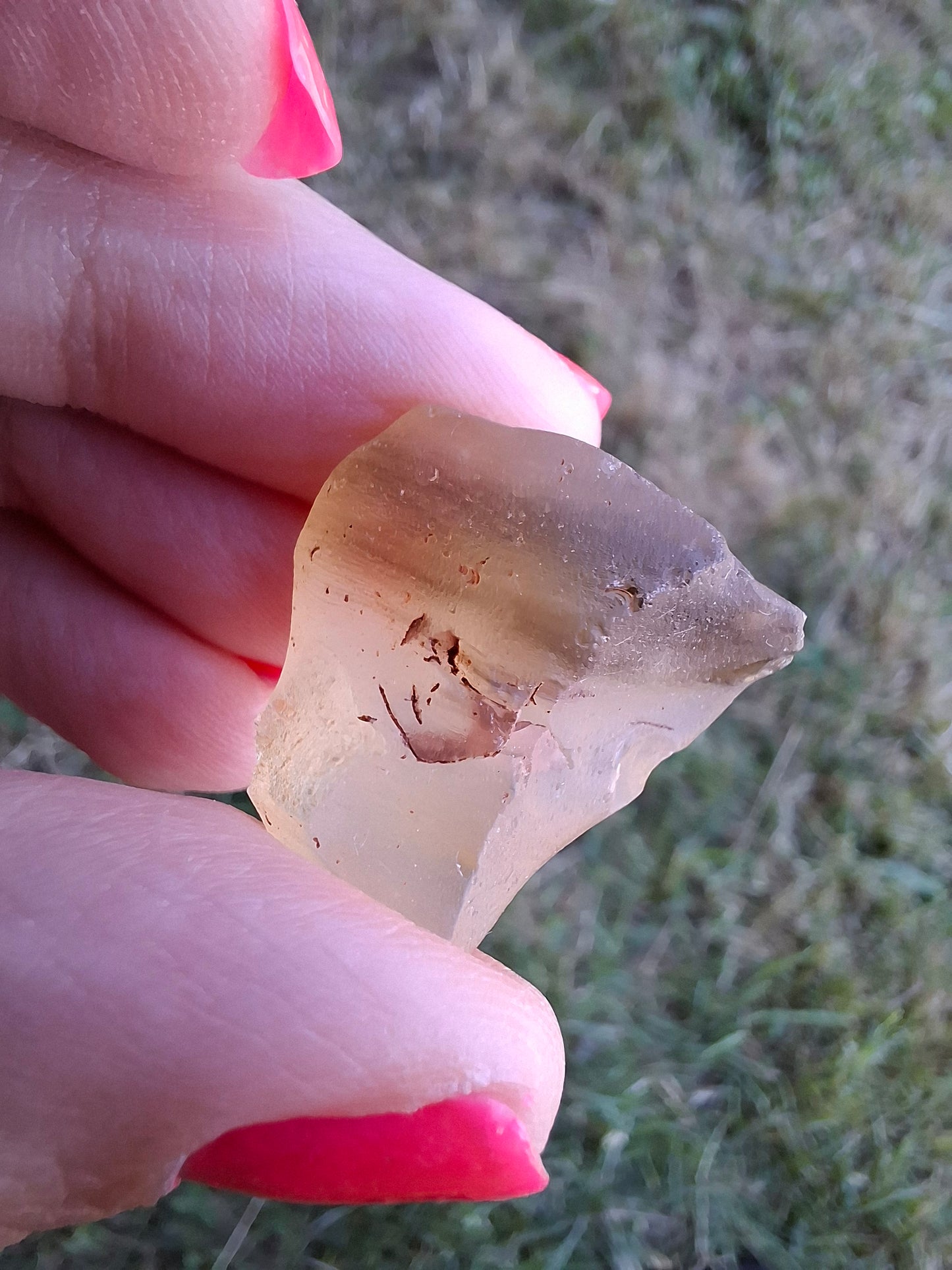 Libyan Desert Glass (darker) Piece, 7.00g, Tektite (Ref: L1373)