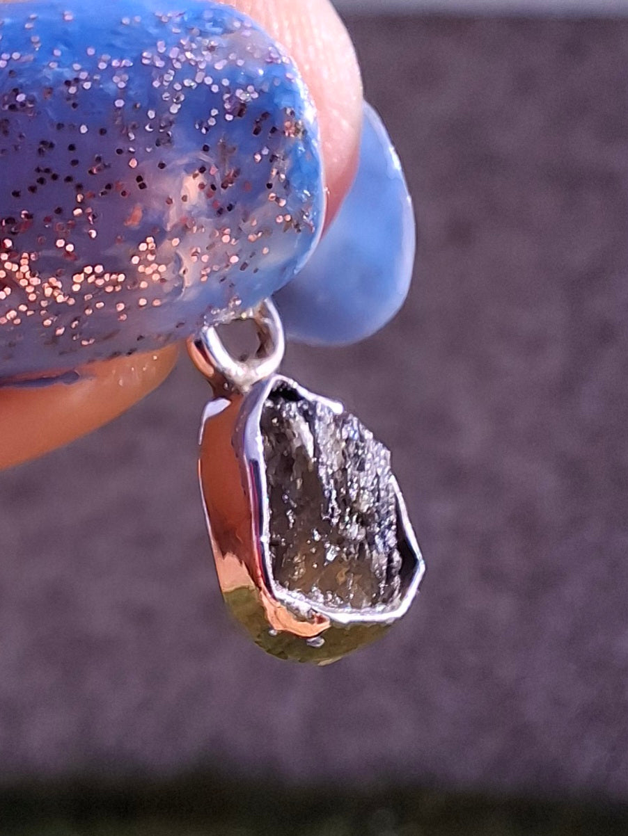 Moldavite Pendant, 925 Silver, Tektite (Ref: P40)